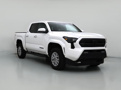 White 2024 Toyota Tacoma SR5