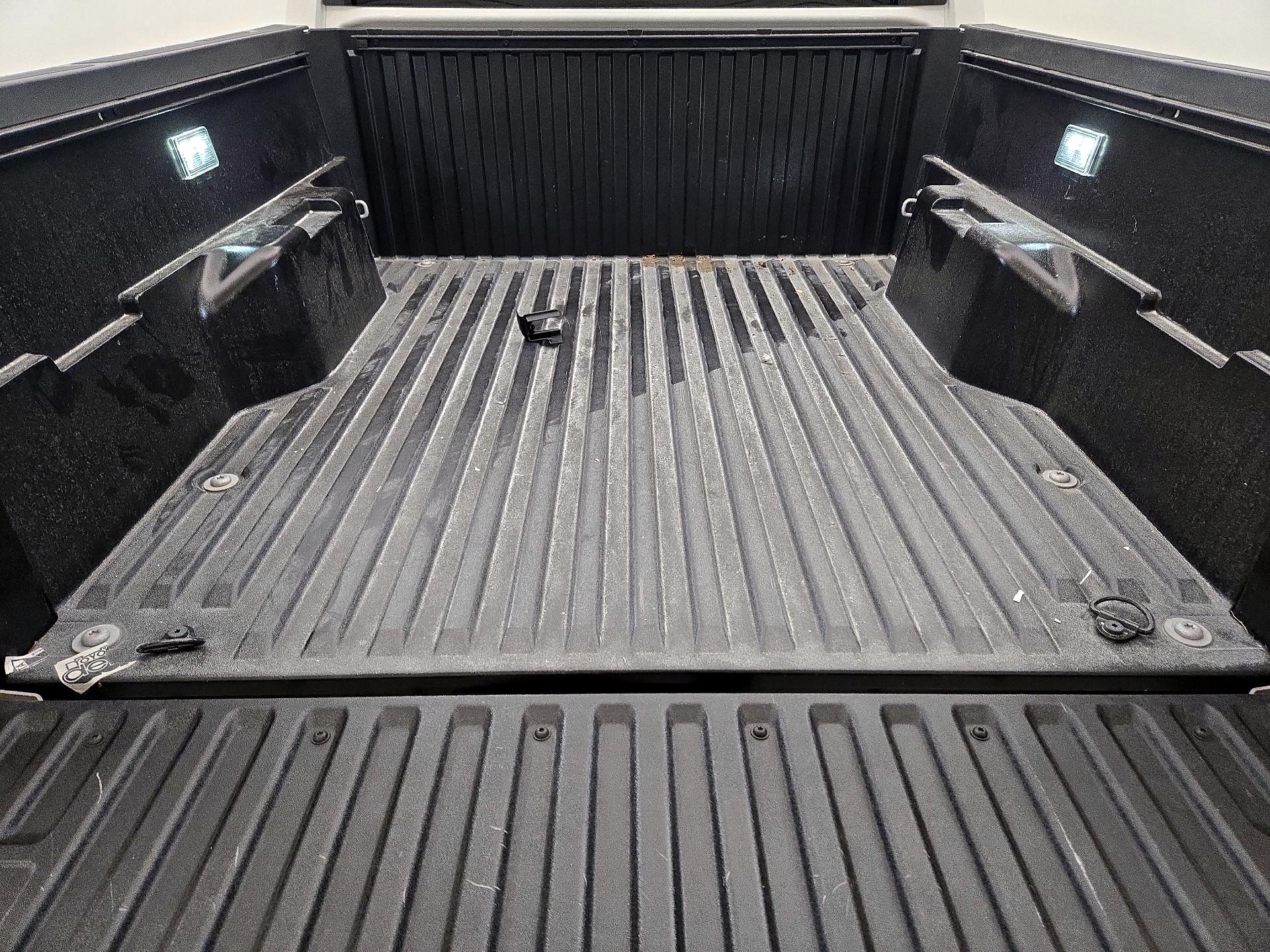 Thumbnail: 2024 Toyota Tacoma - 19