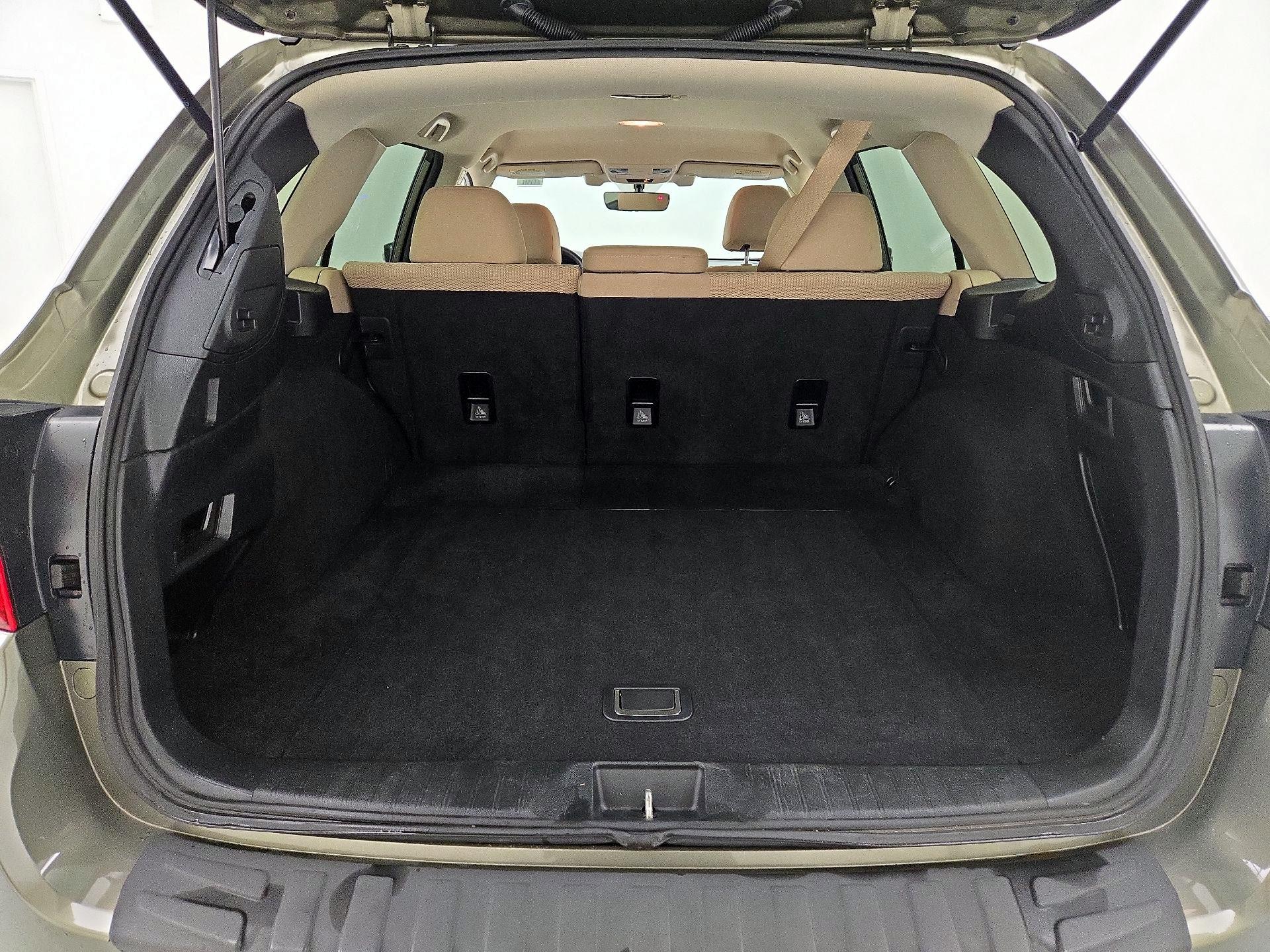 Thumbnail: 2017 Subaru Outback - 19