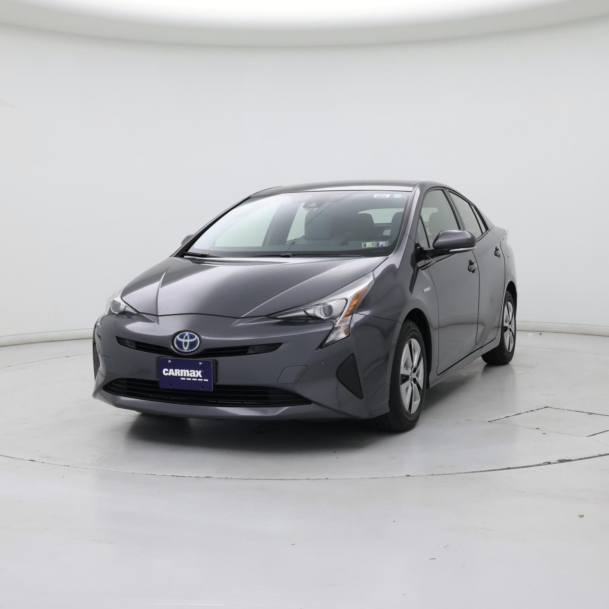 Thumbnail: 2018 Toyota Prius - 4