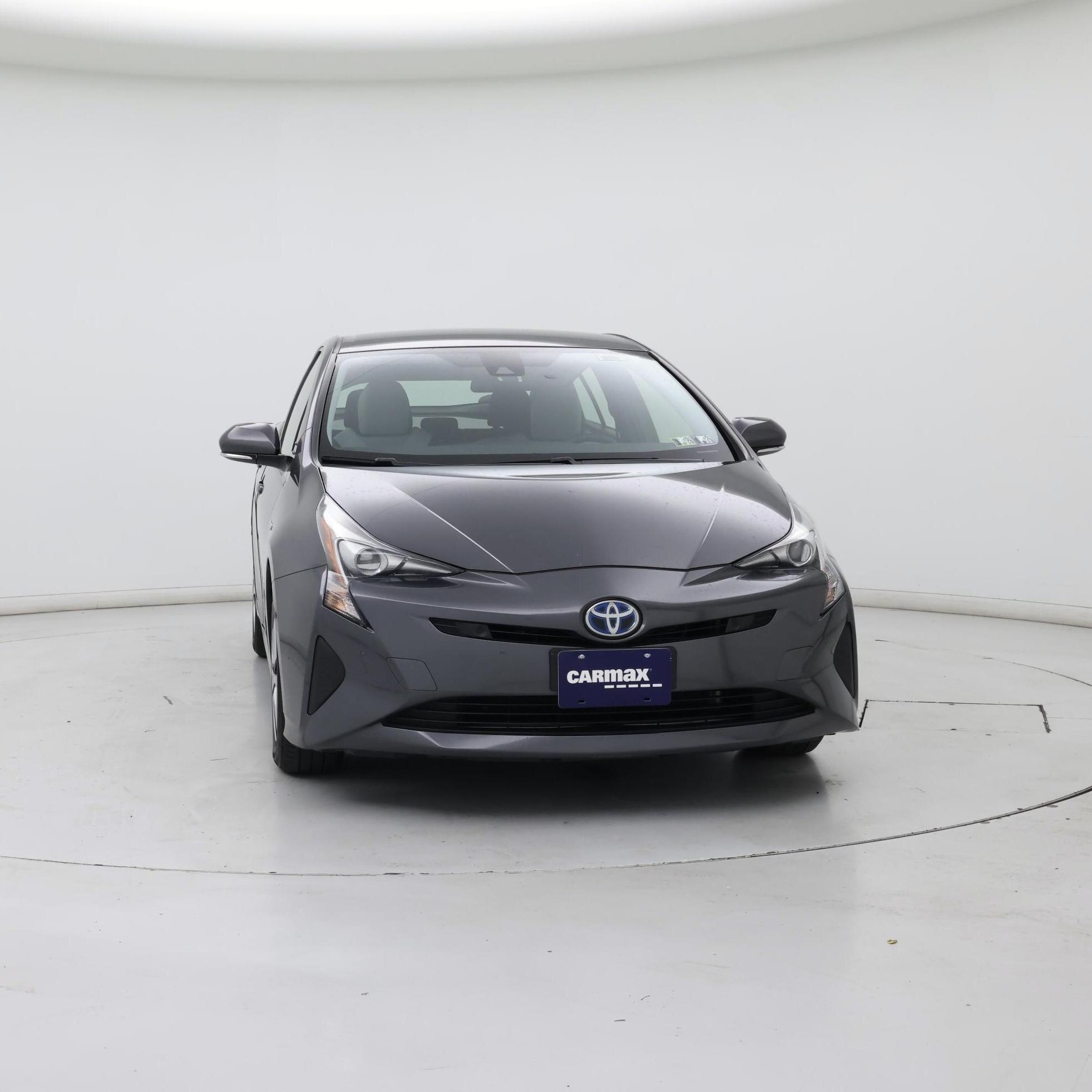 Thumbnail: 2018 Toyota Prius - 5
