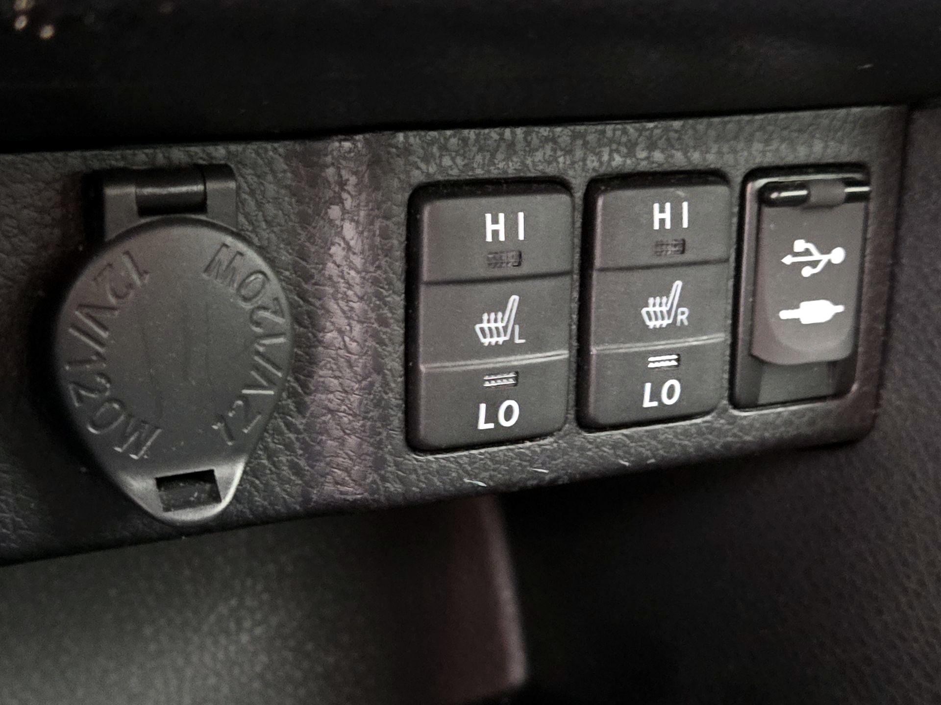 Thumbnail: 2019 Toyota Corolla - 17