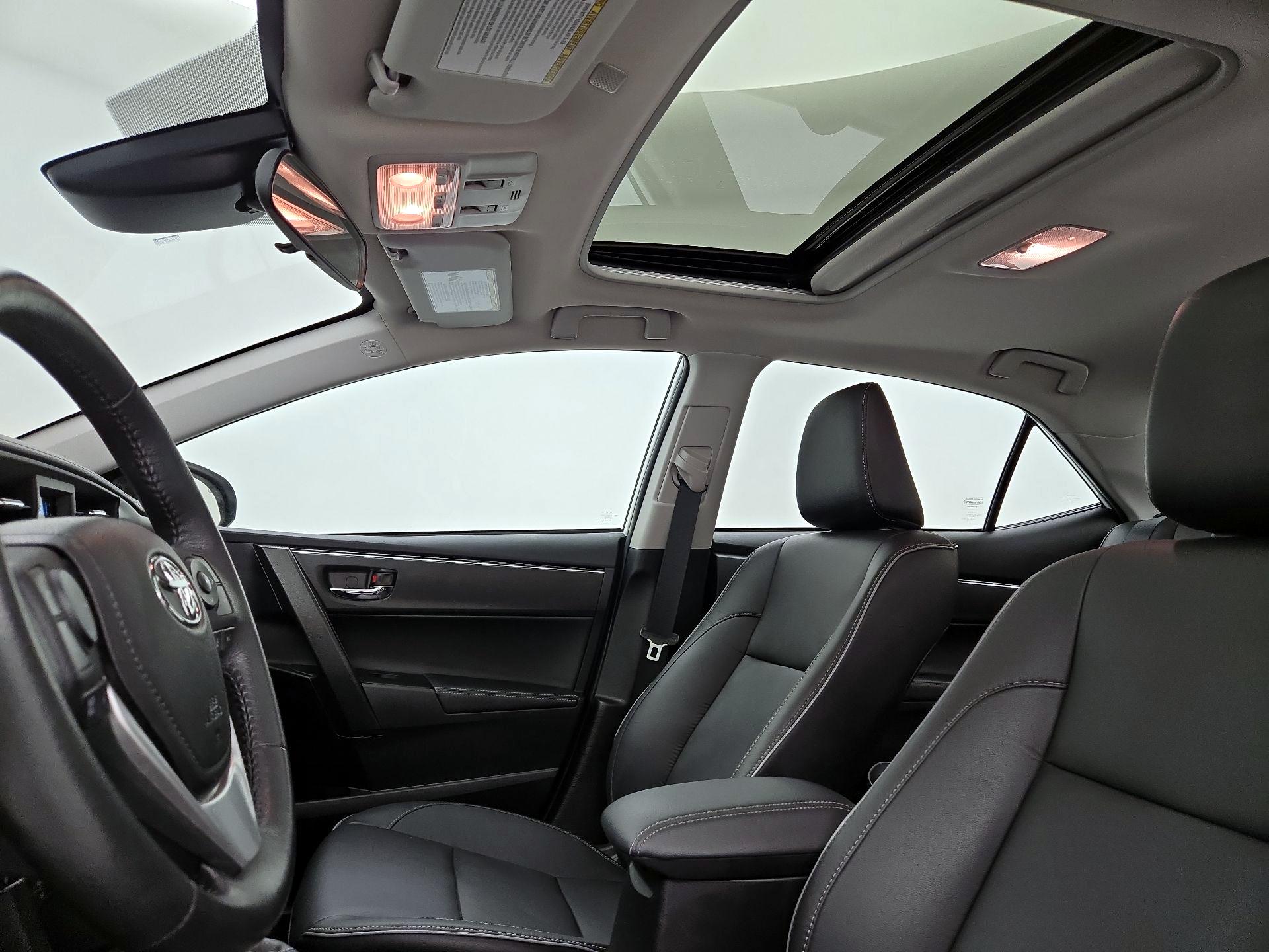 Thumbnail: 2019 Toyota Corolla - 18