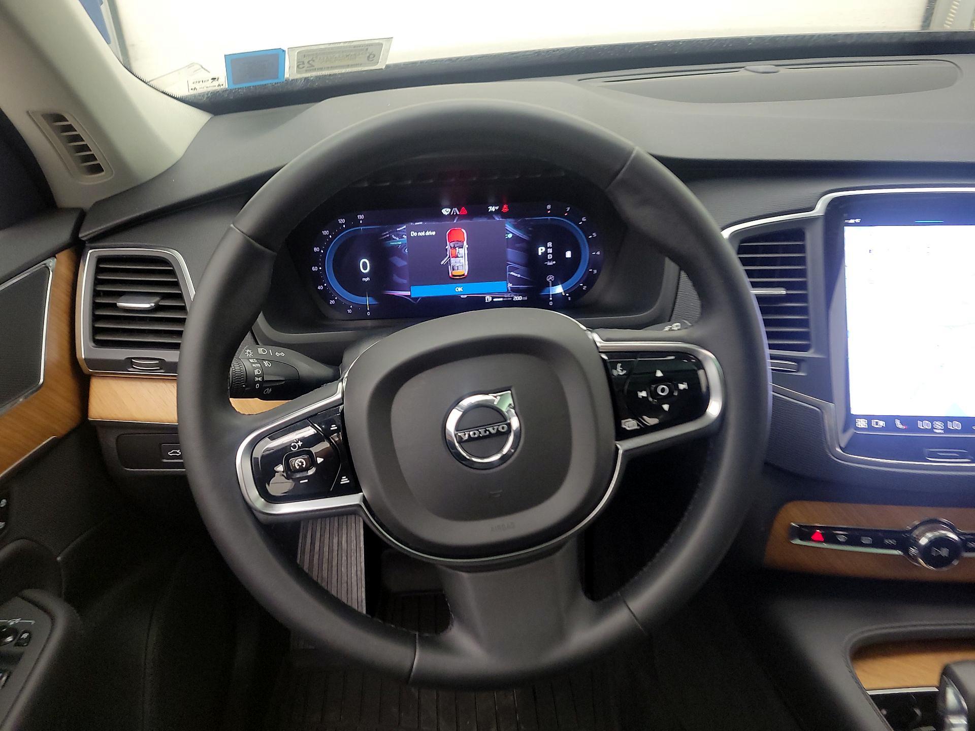 Thumbnail: 2023 Volvo XC90 - 10