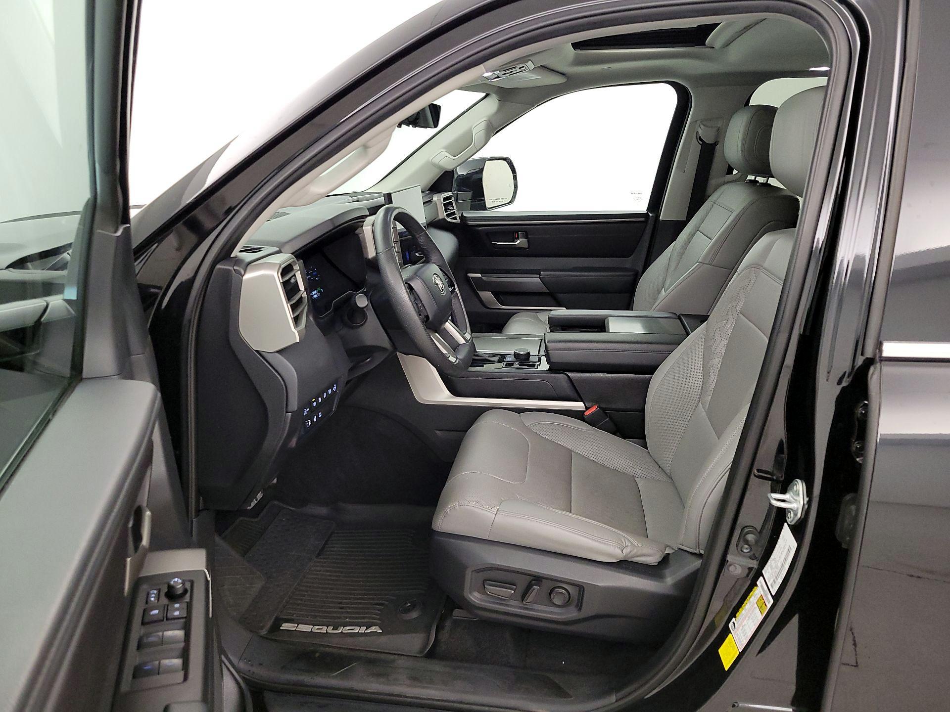 Thumbnail: 2024 Toyota Sequoia - 11