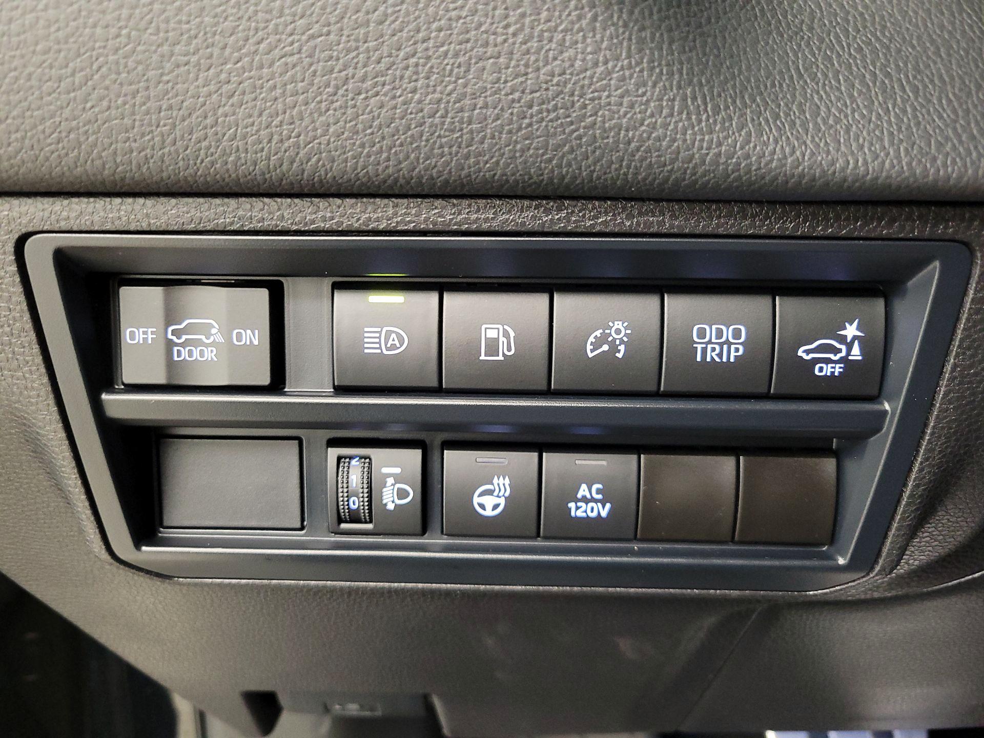 Thumbnail: 2024 Toyota Sequoia - 13
