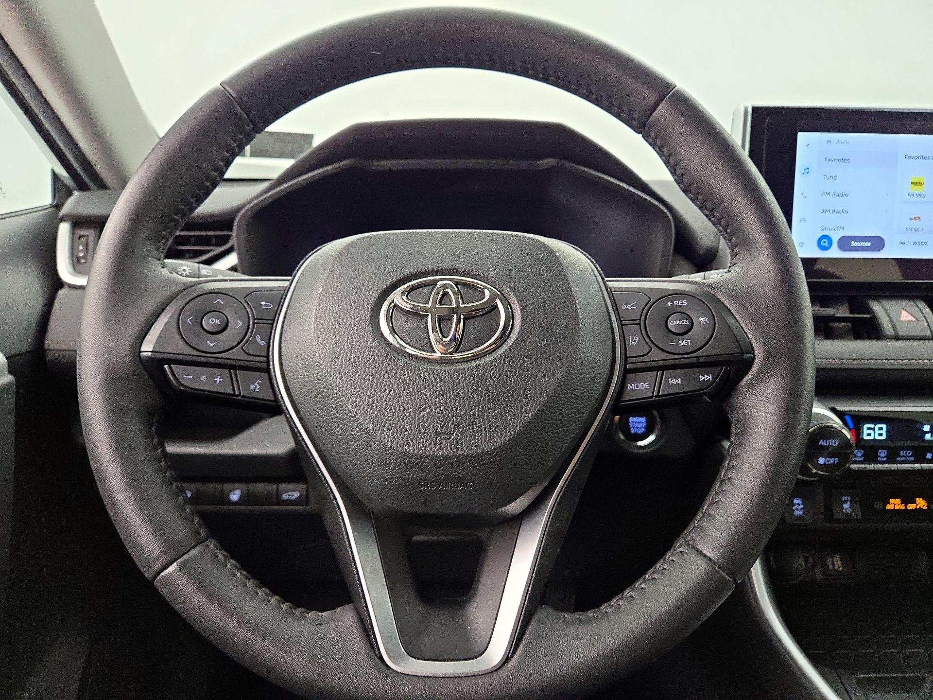 Thumbnail: 2023 Toyota RAV4 - 10
