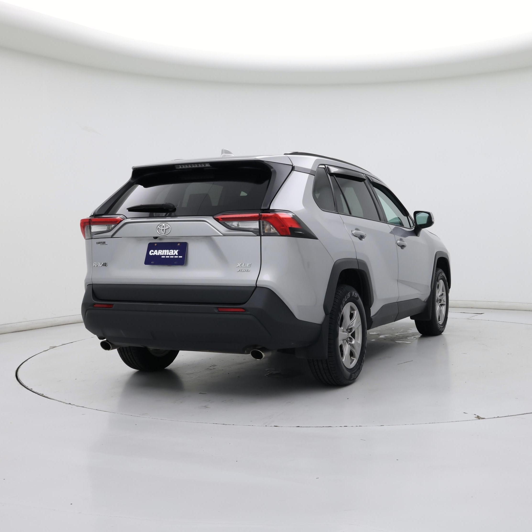 Thumbnail: 2023 Toyota RAV4 - 8