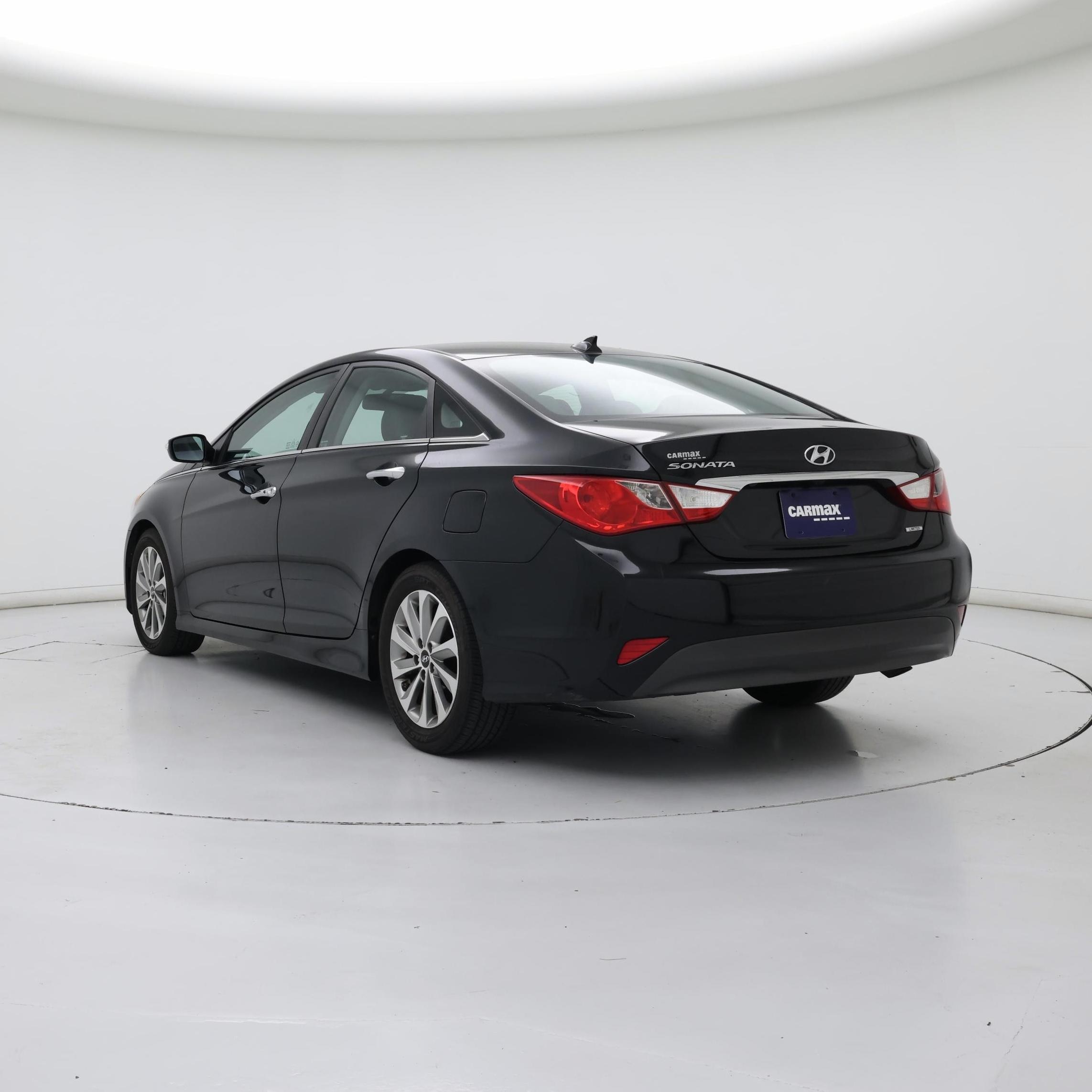 Thumbnail: 2014 Hyundai Sonata - 2