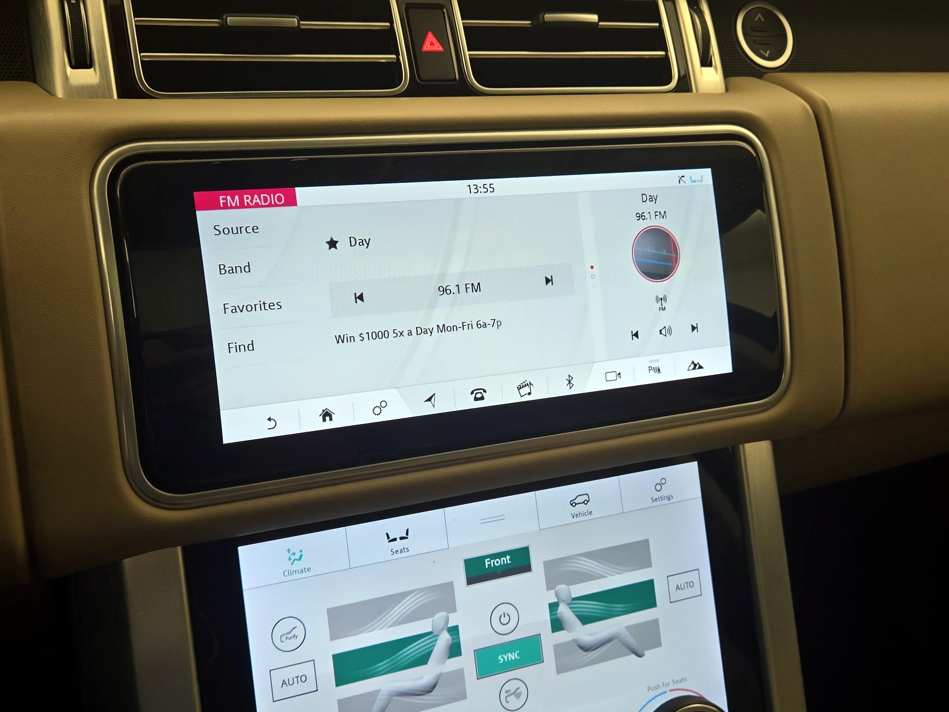 Thumbnail: 2021 Land Rover Range Rover - 15