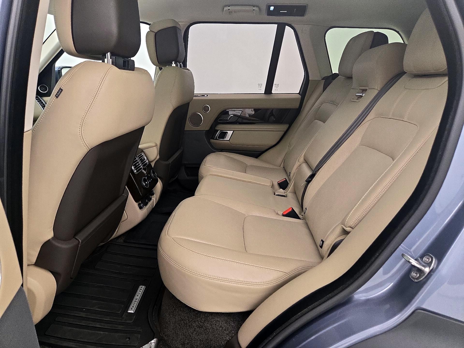 Thumbnail: 2021 Land Rover Range Rover - 19