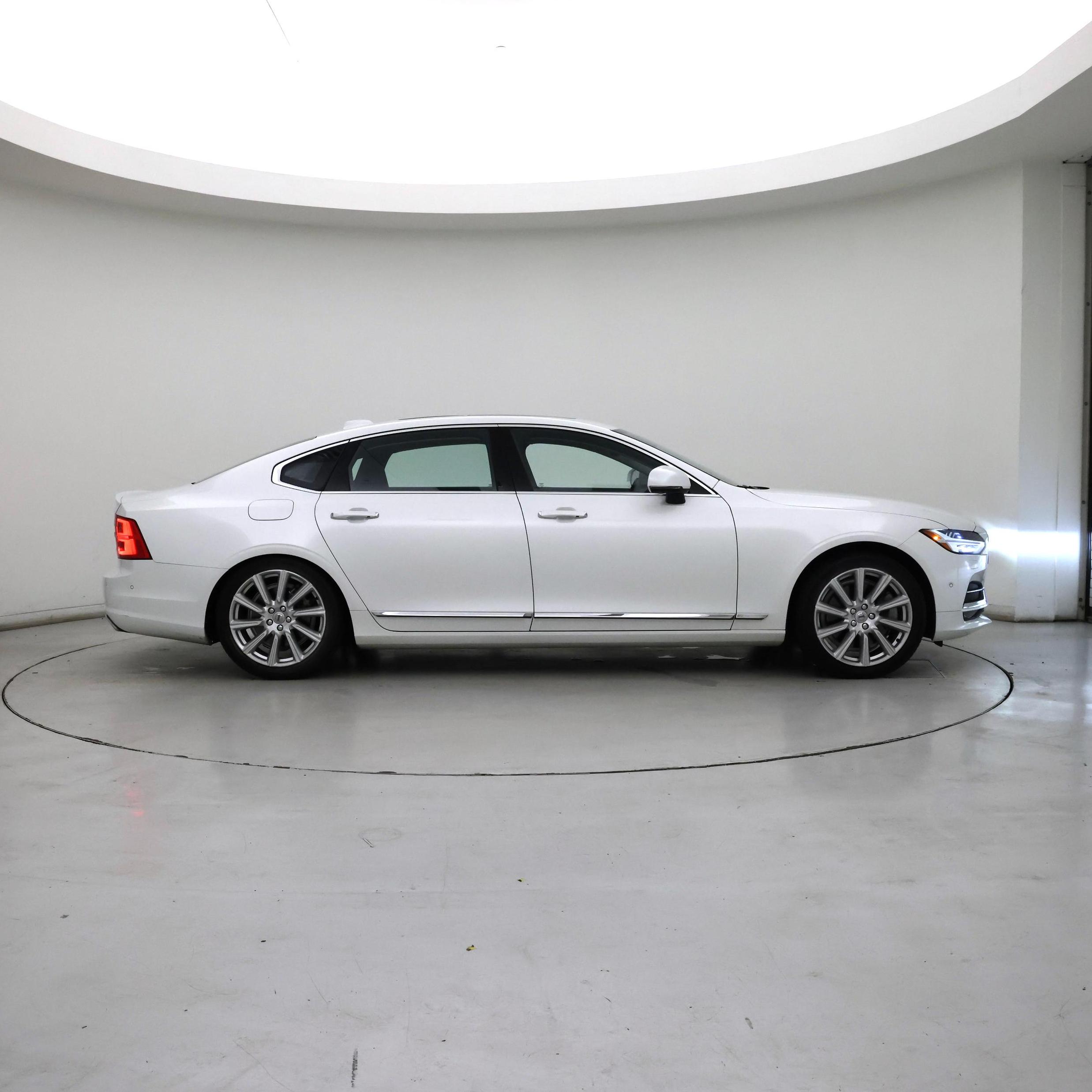 Thumbnail: 2018 Volvo S90 - 7