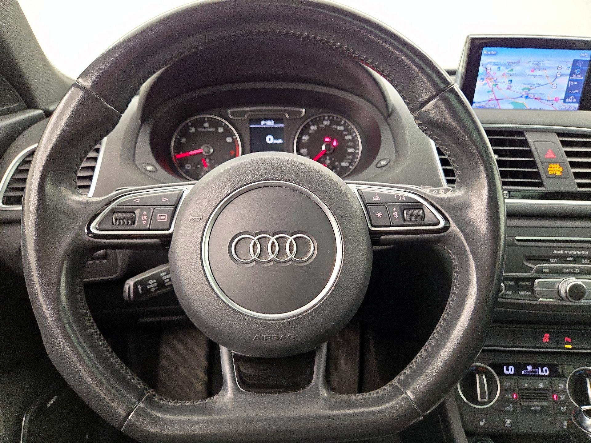 Thumbnail: 2018 Audi Q3 - 10