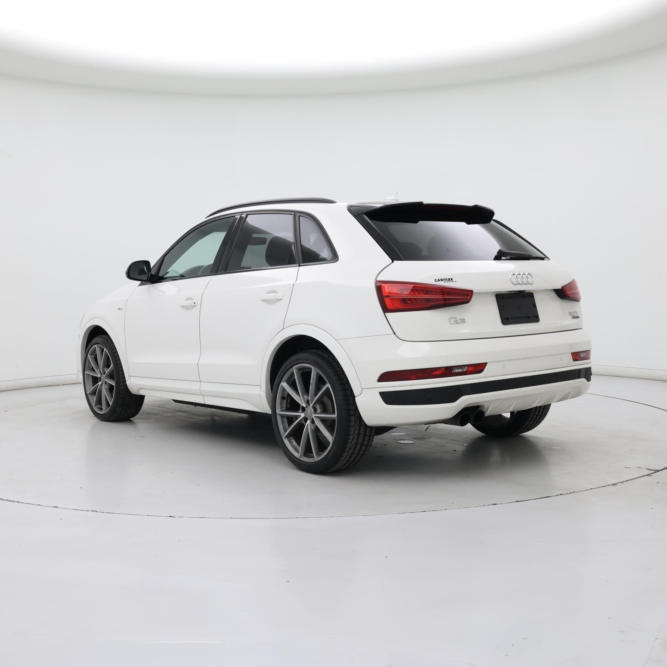 Thumbnail: 2018 Audi Q3 - 2