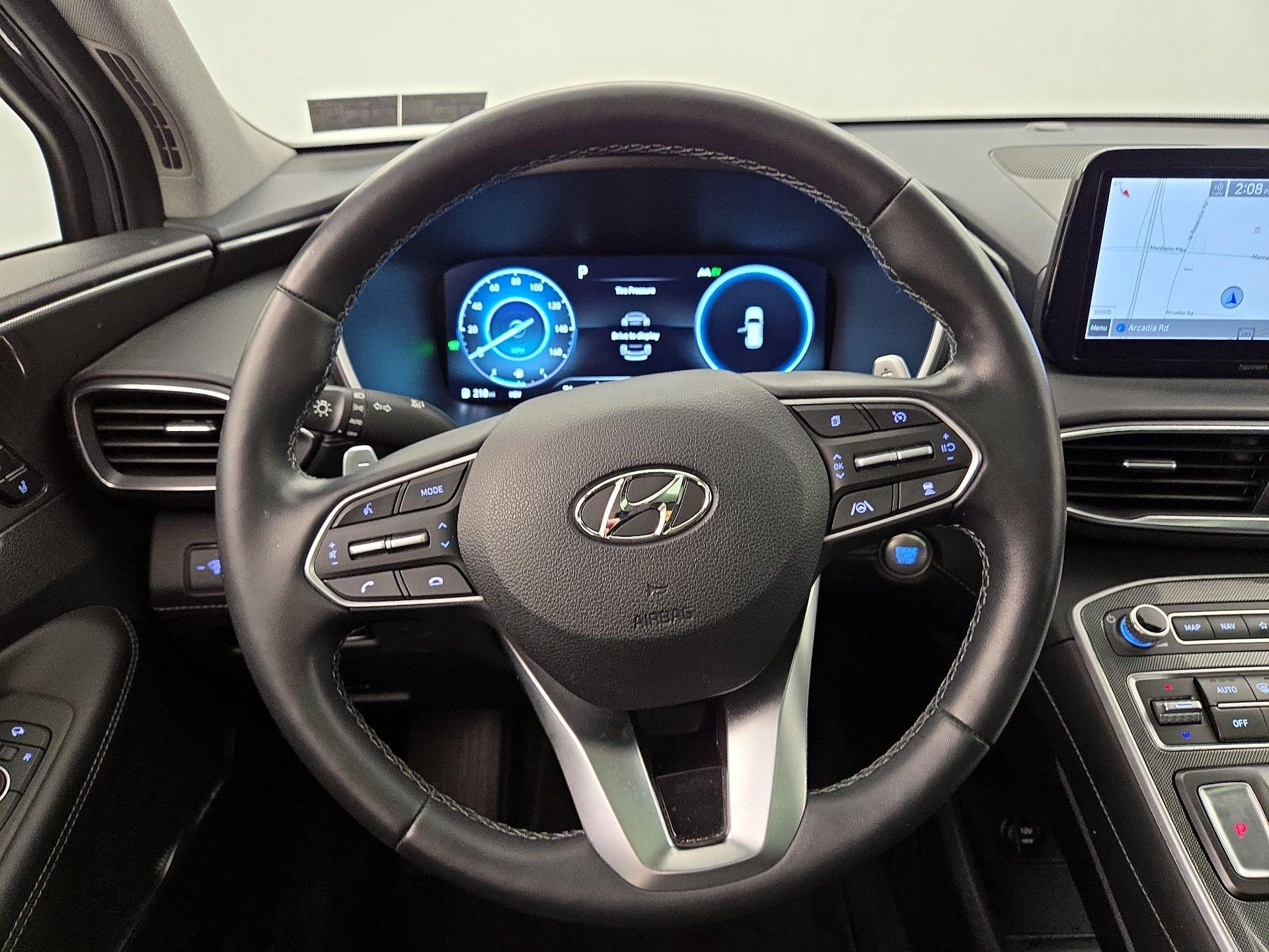Thumbnail: 2022 Hyundai Santa Fe - 10
