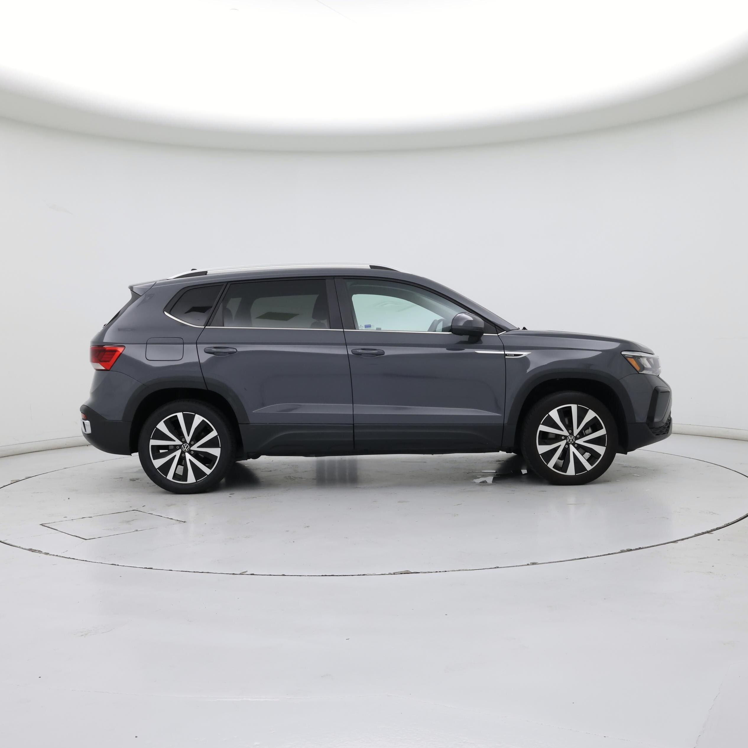 Thumbnail: 2023 Volkswagen Taos - 7