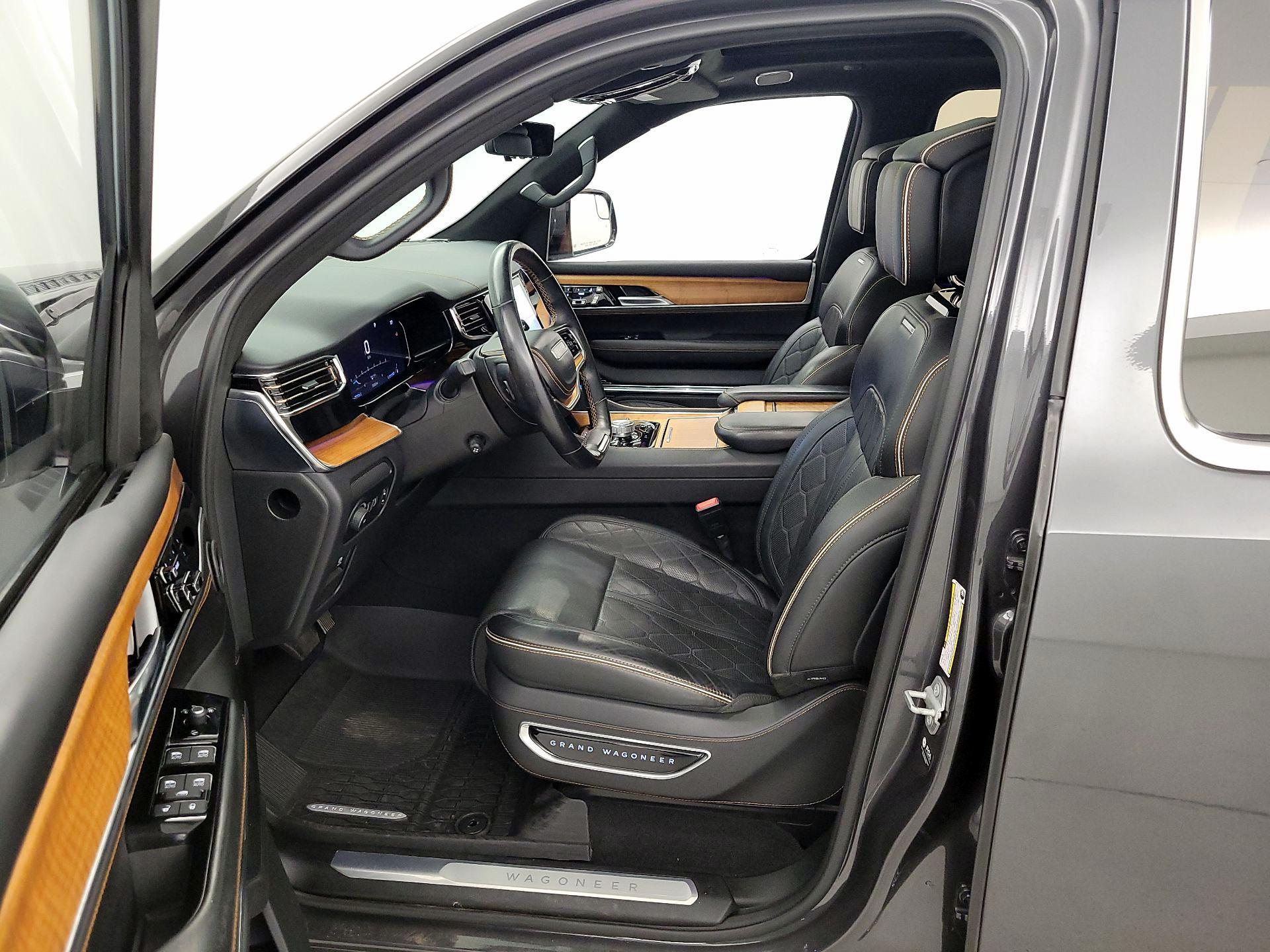 Thumbnail: 2022 Jeep Grand Wagoneer - 11