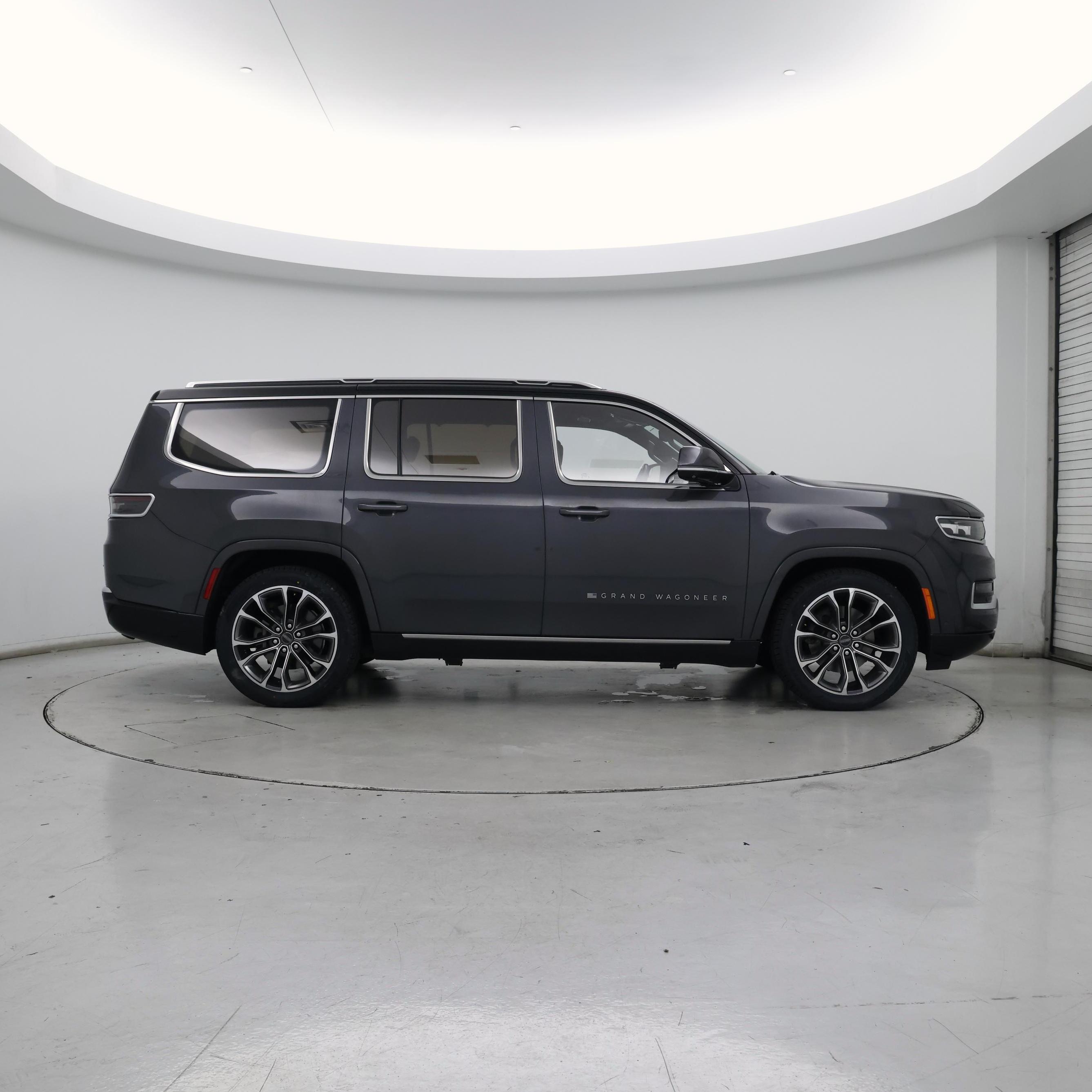 Thumbnail: 2022 Jeep Grand Wagoneer - 7