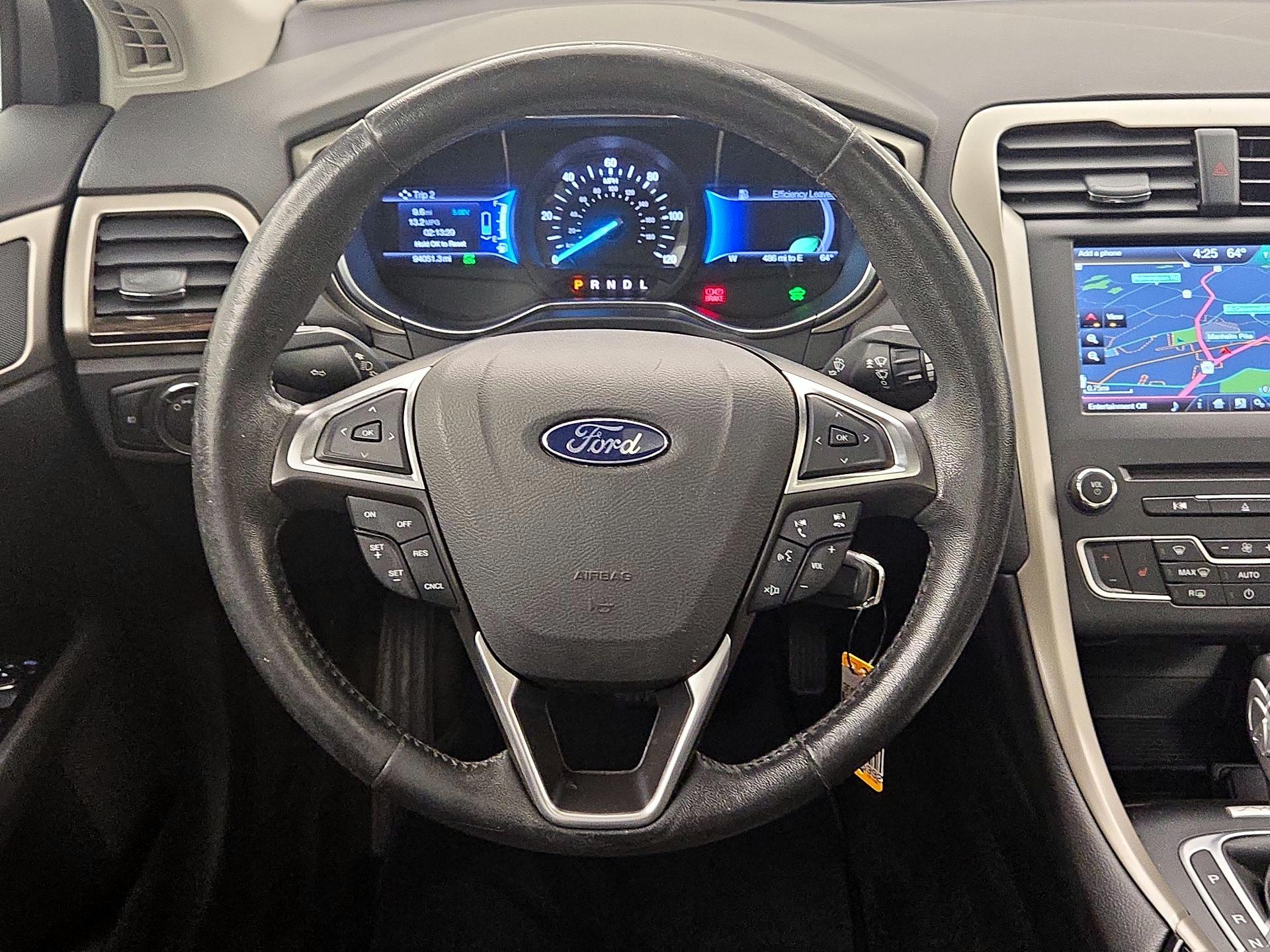 Thumbnail: 2016 Ford Fusion - 10