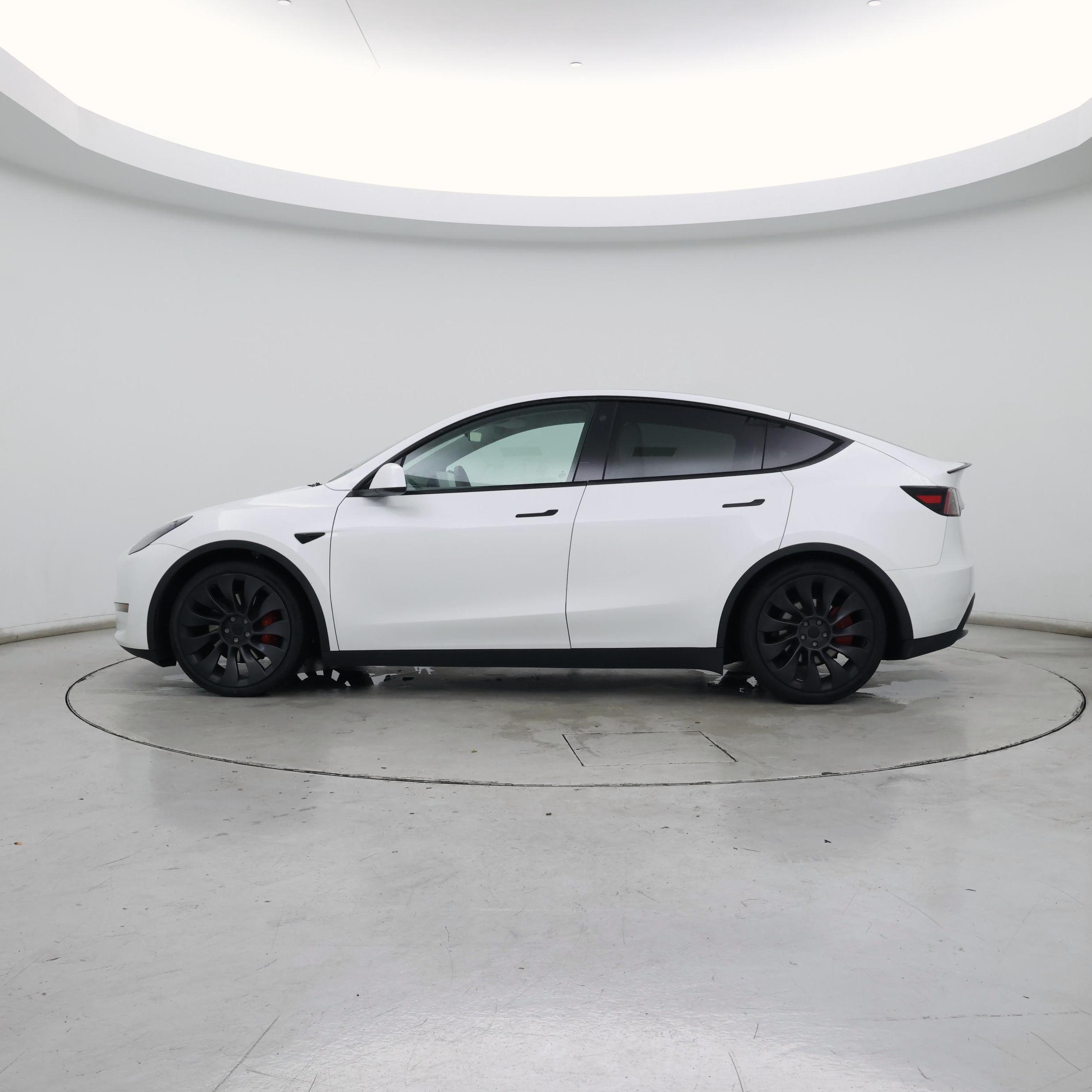Thumbnail: 2023 Tesla Model Y - 3