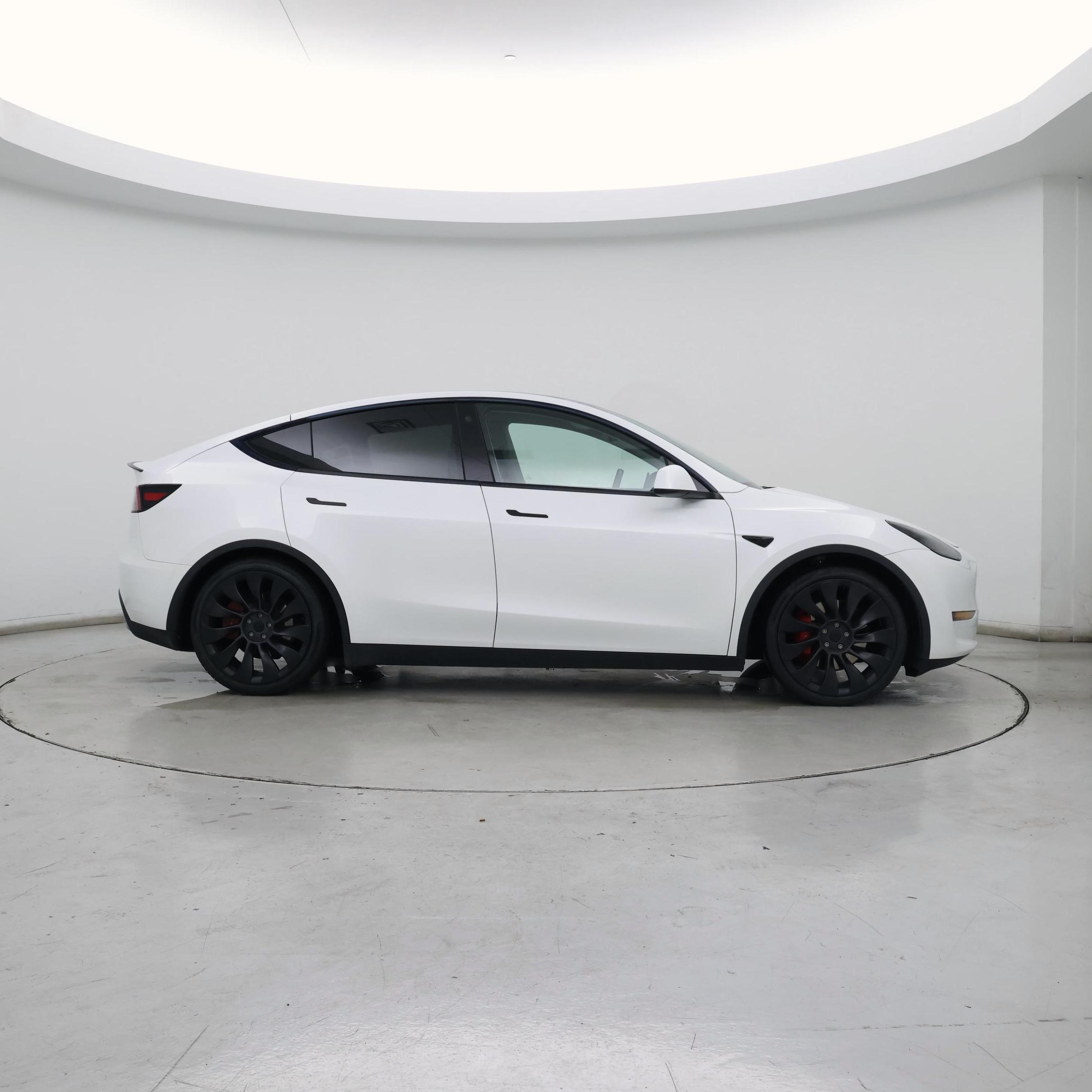 Thumbnail: 2023 Tesla Model Y - 7