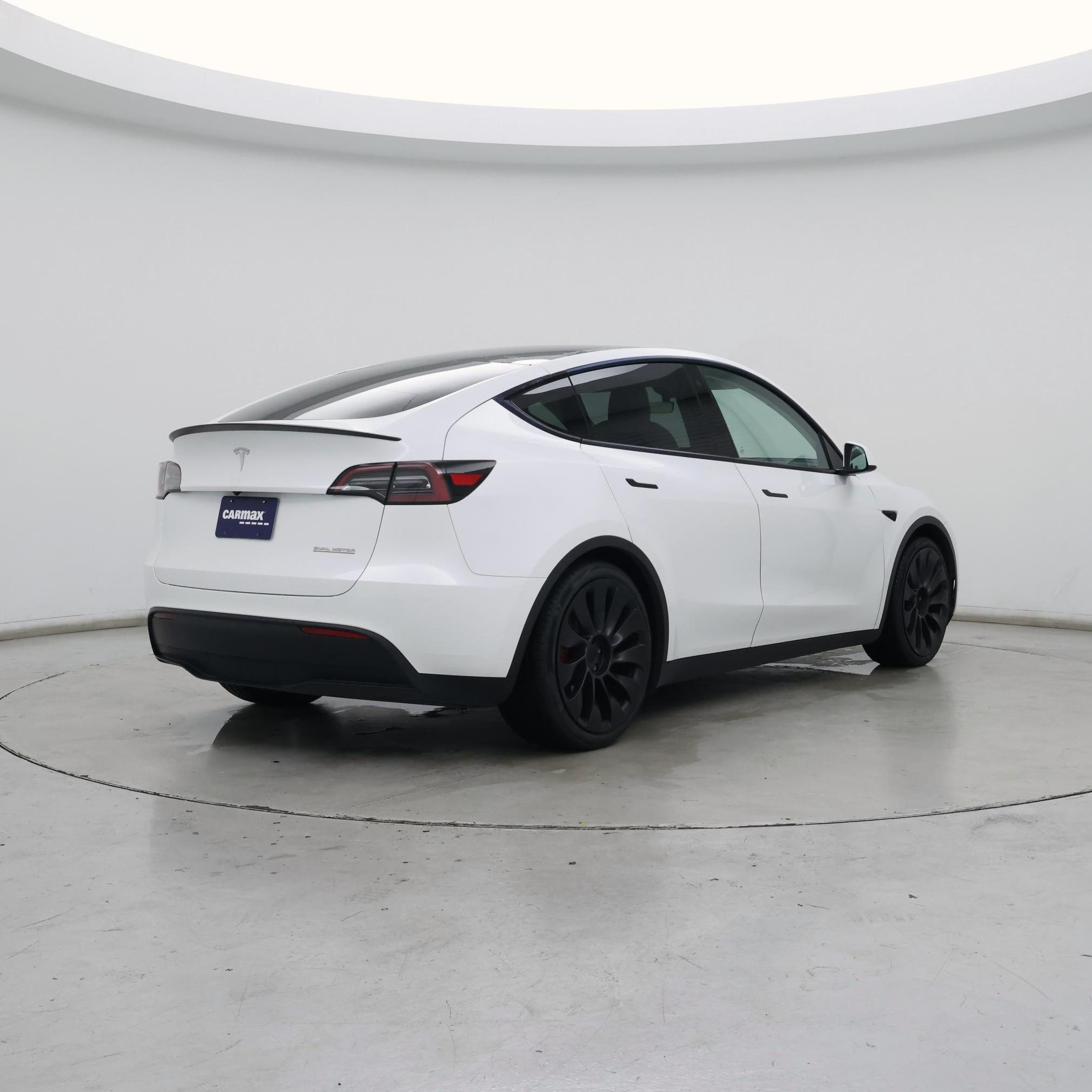 Thumbnail: 2023 Tesla Model Y - 8