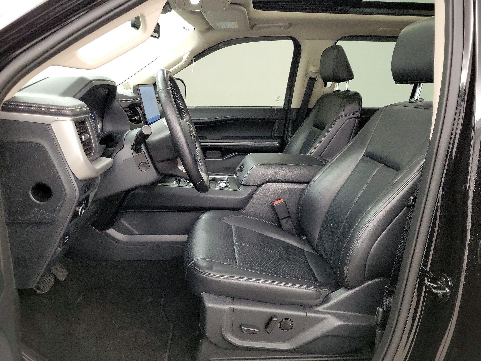 Thumbnail: 2023 Ford Expedition MAX - 11