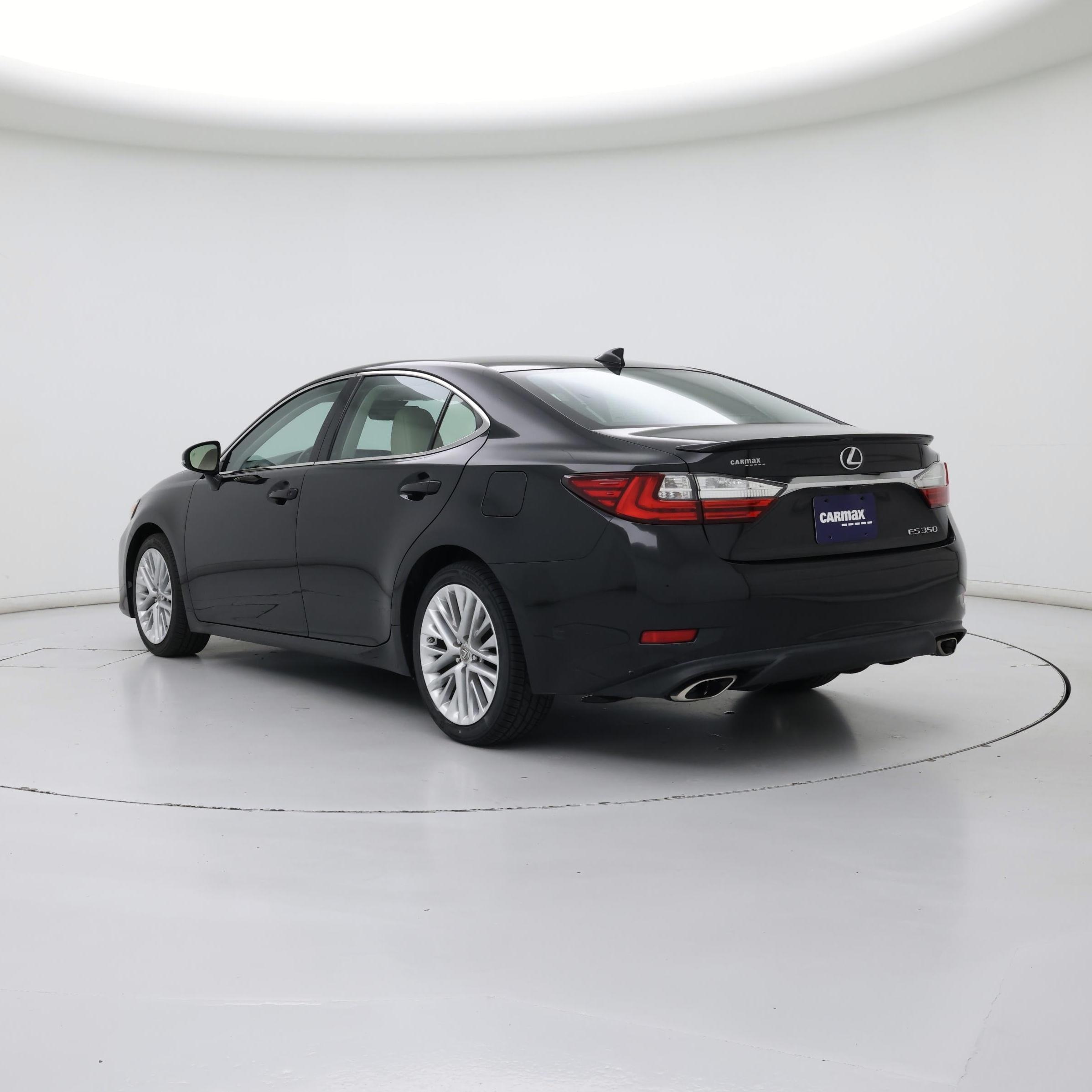 Thumbnail: 2016 Lexus ES - 2