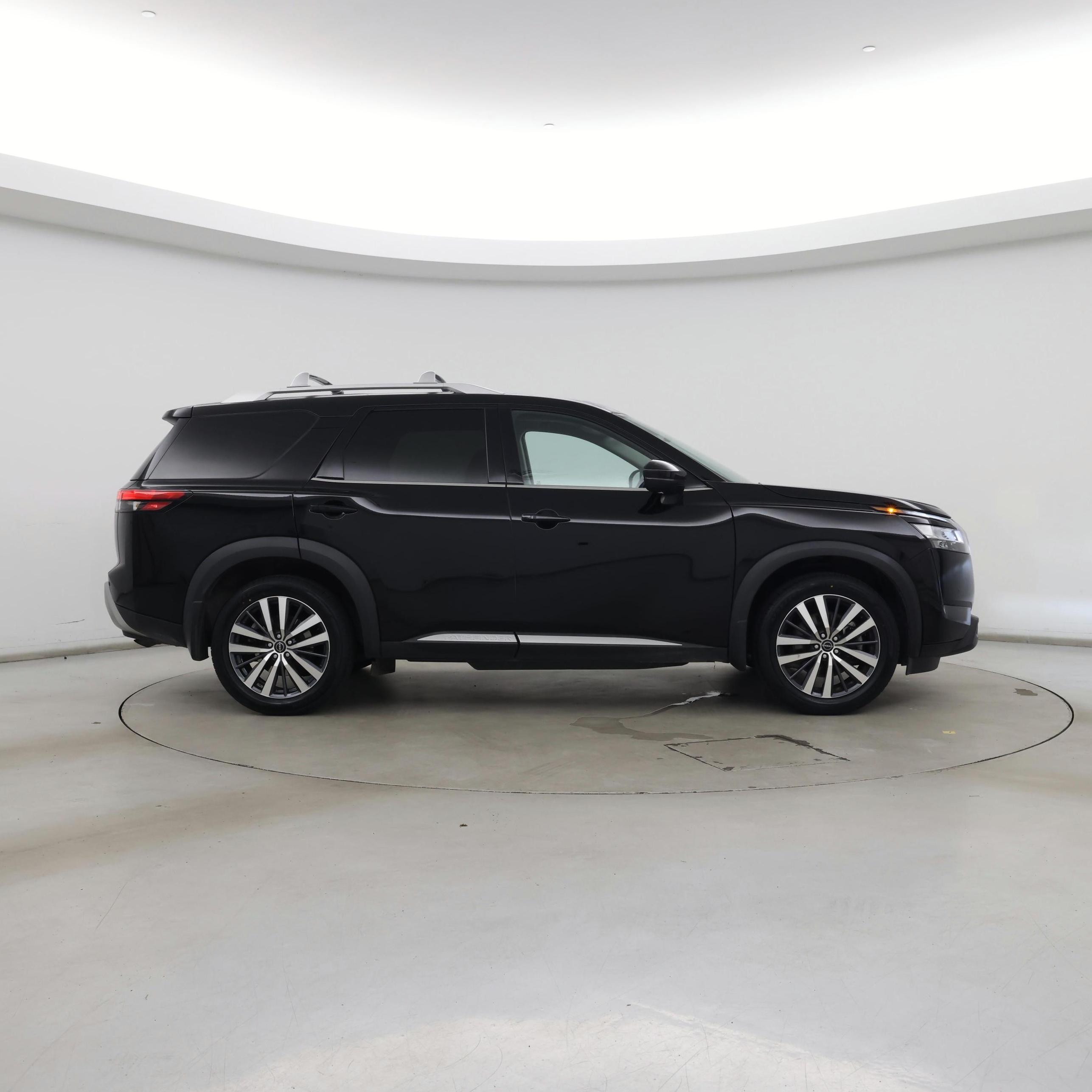 Thumbnail: 2022 Nissan Pathfinder - 7