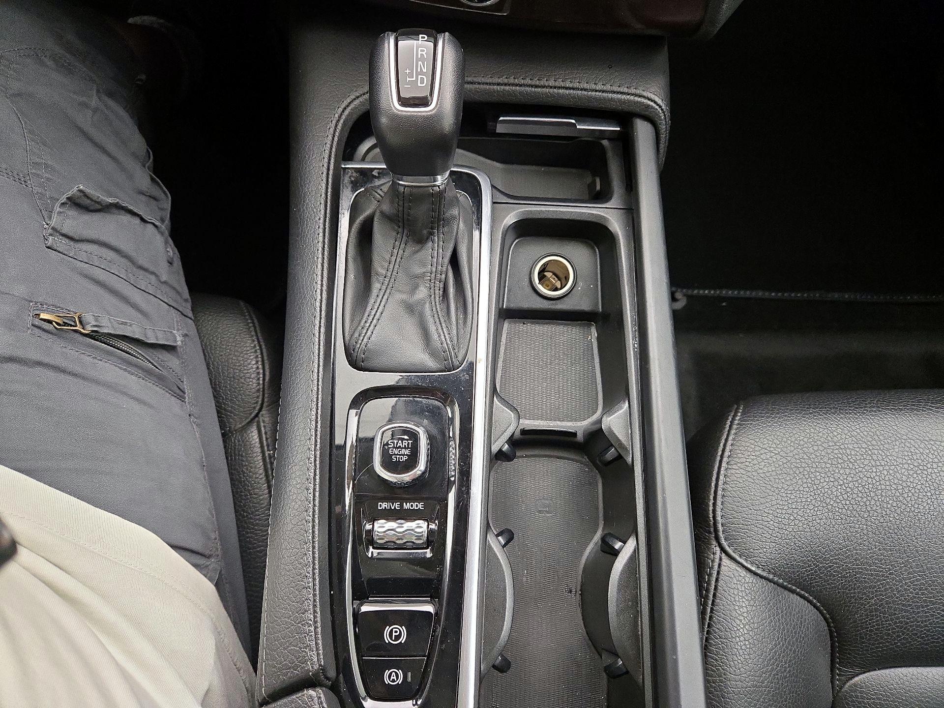 Thumbnail: 2019 Volvo XC90 - 18
