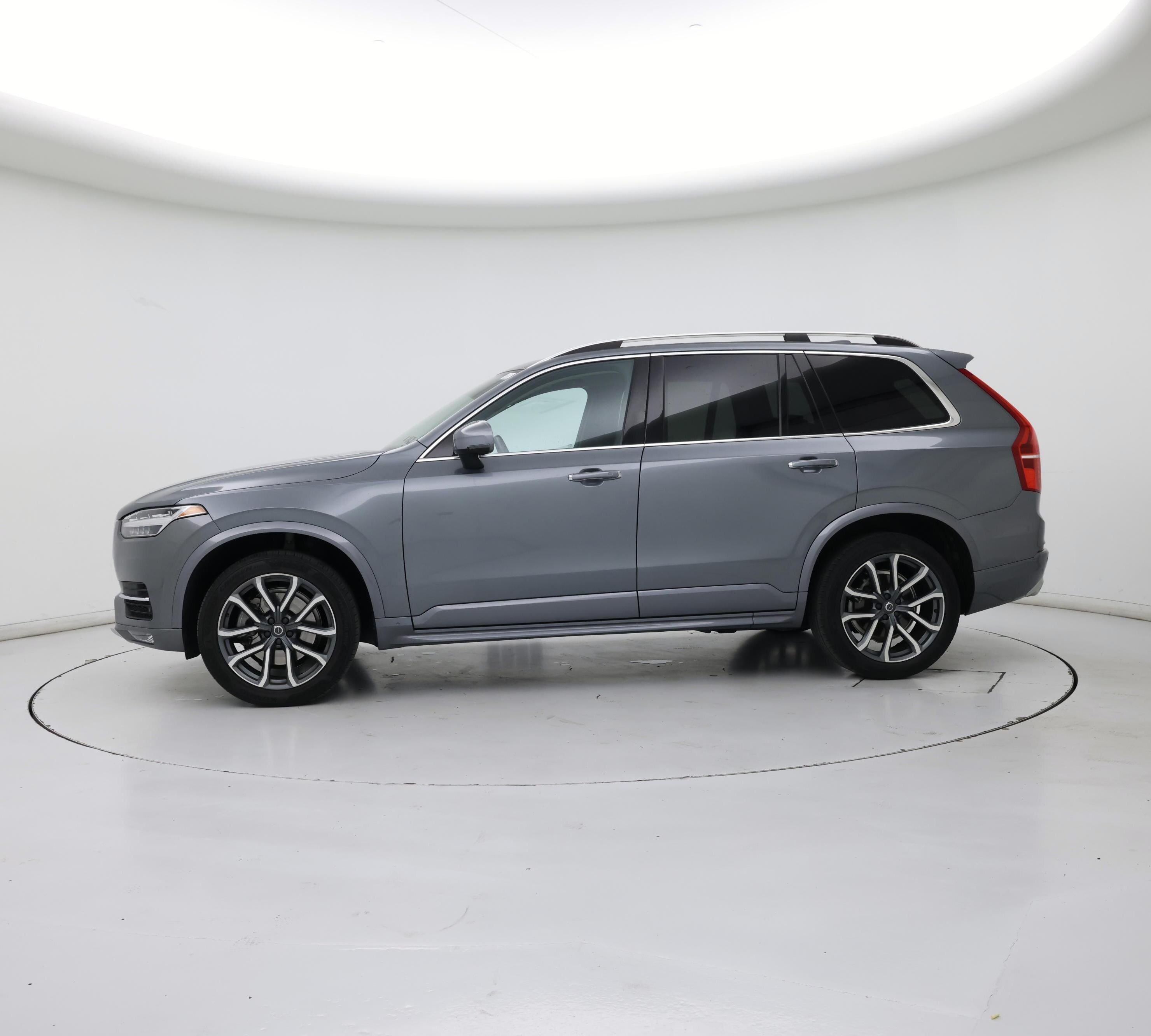 Thumbnail: 2019 Volvo XC90 - 3