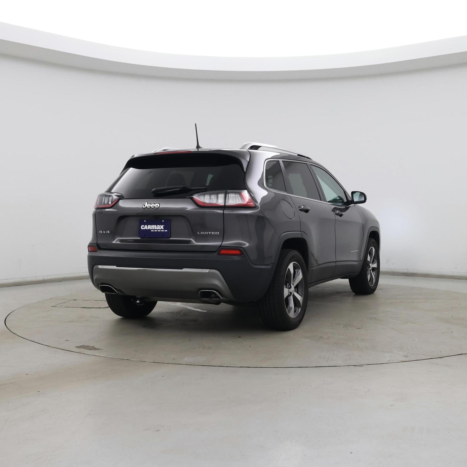 Thumbnail: 2020 Jeep Cherokee - 8