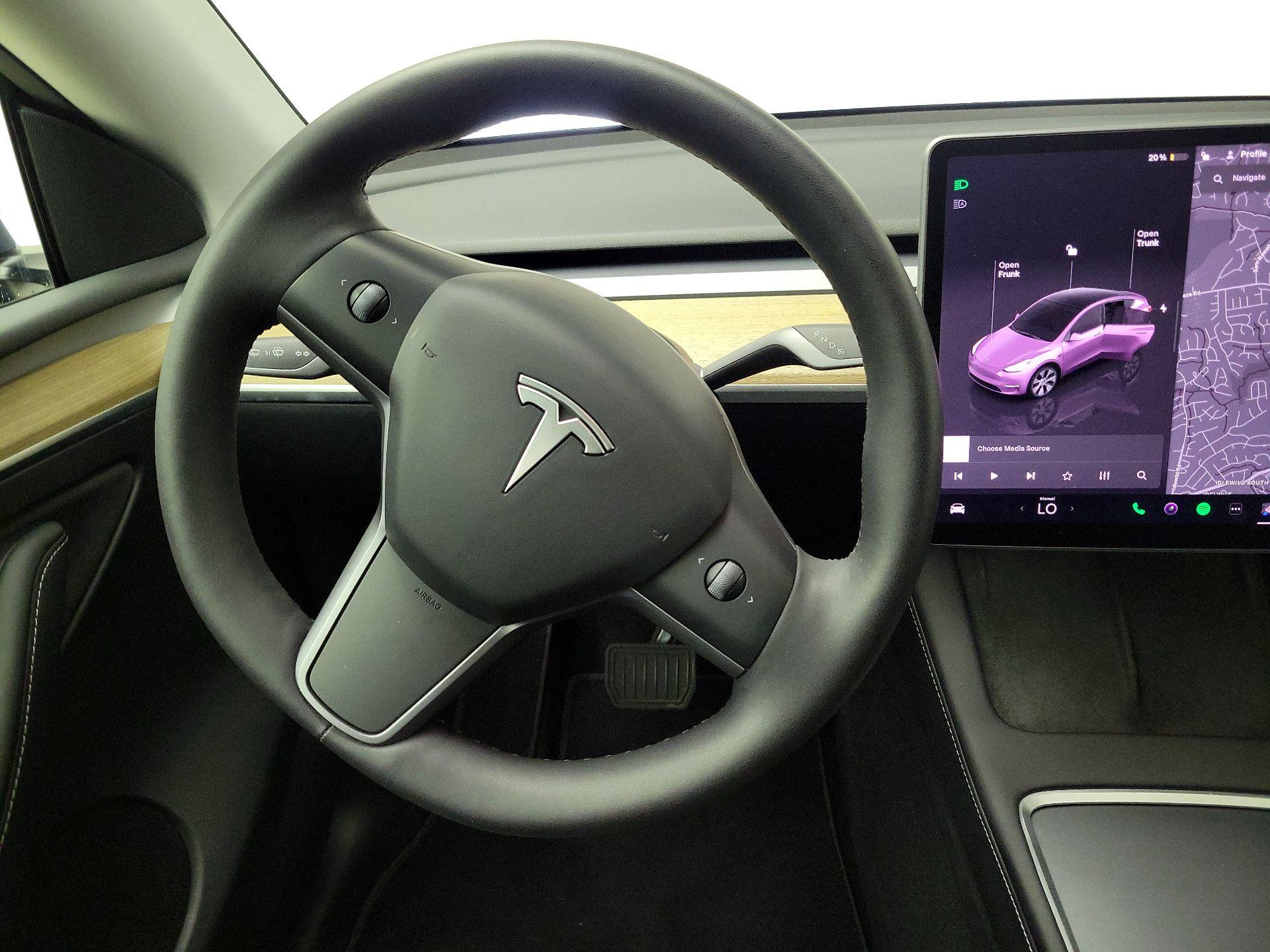 Thumbnail: 2022 Tesla Model Y - 10