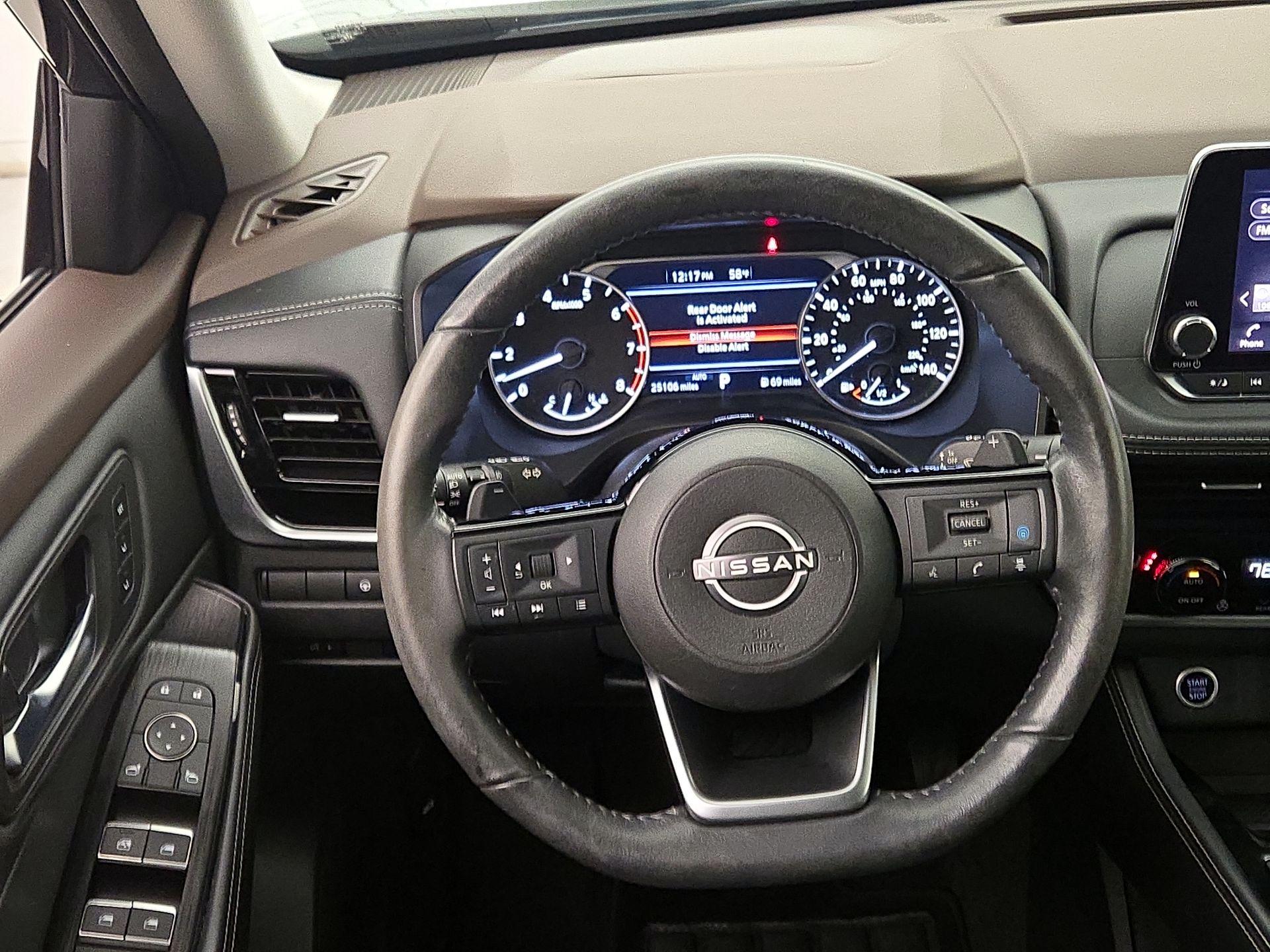 Thumbnail: 2022 Nissan Rogue - 10