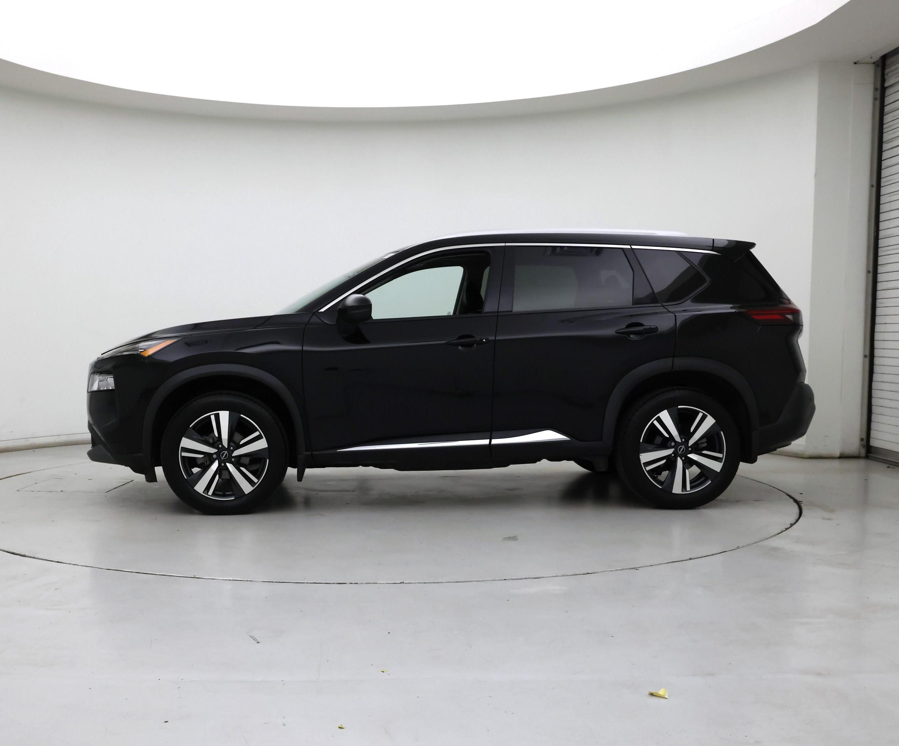 Thumbnail: 2022 Nissan Rogue - 3