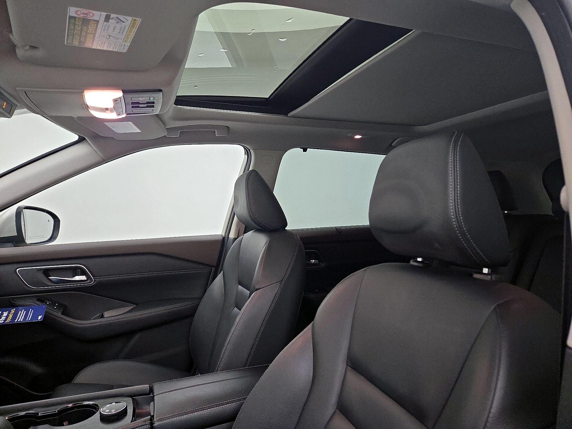 Thumbnail: 2021 Nissan Rogue - 19