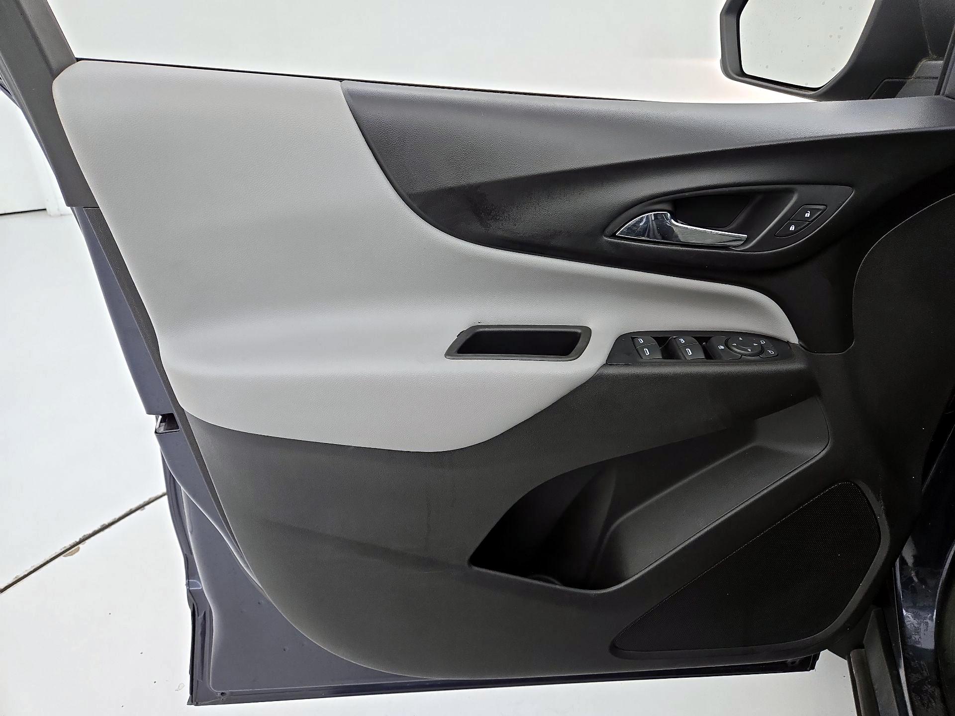 Thumbnail: 2019 Chevrolet Equinox - 12