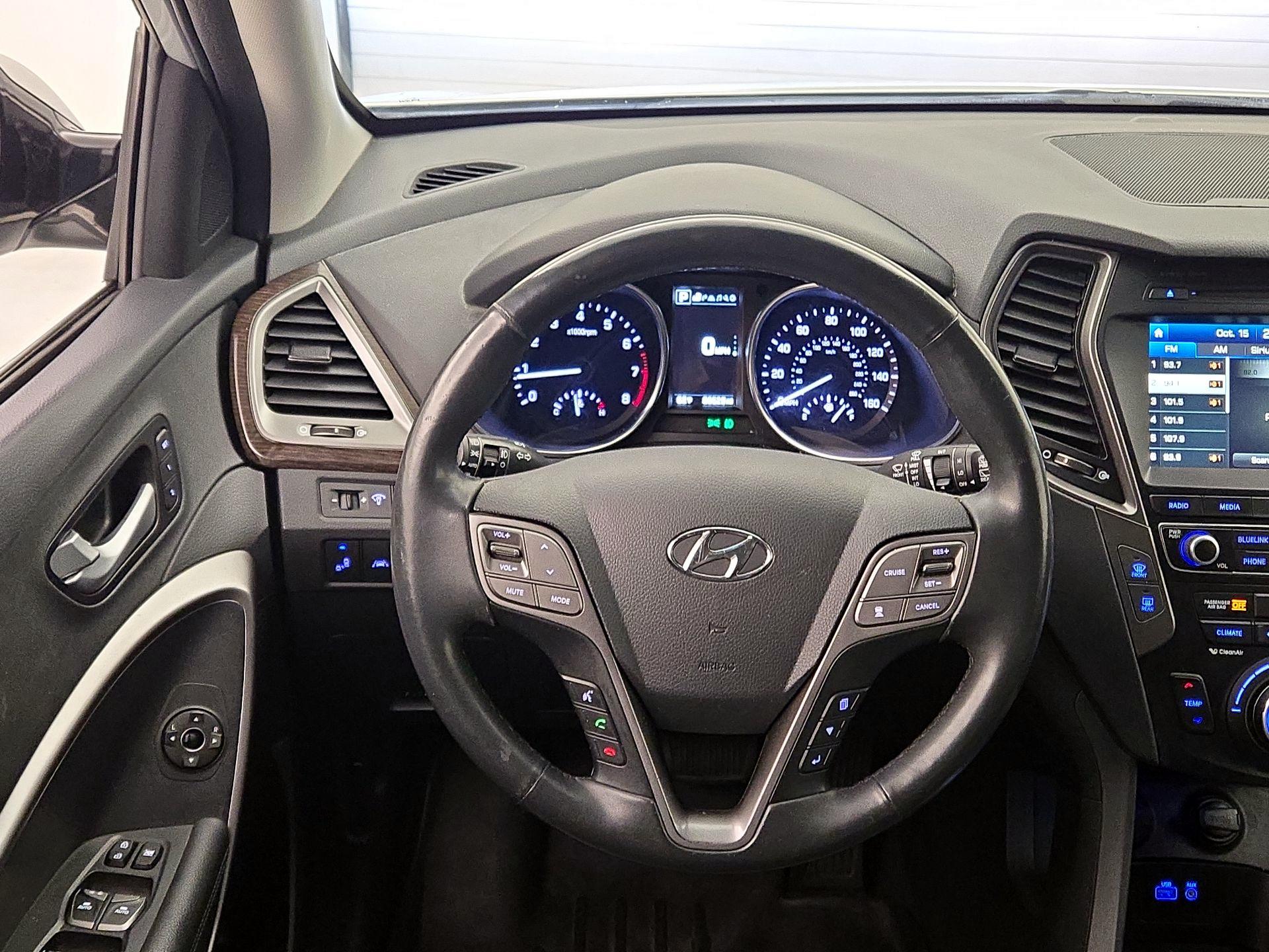 Thumbnail: 2017 Hyundai Santa Fe - 10