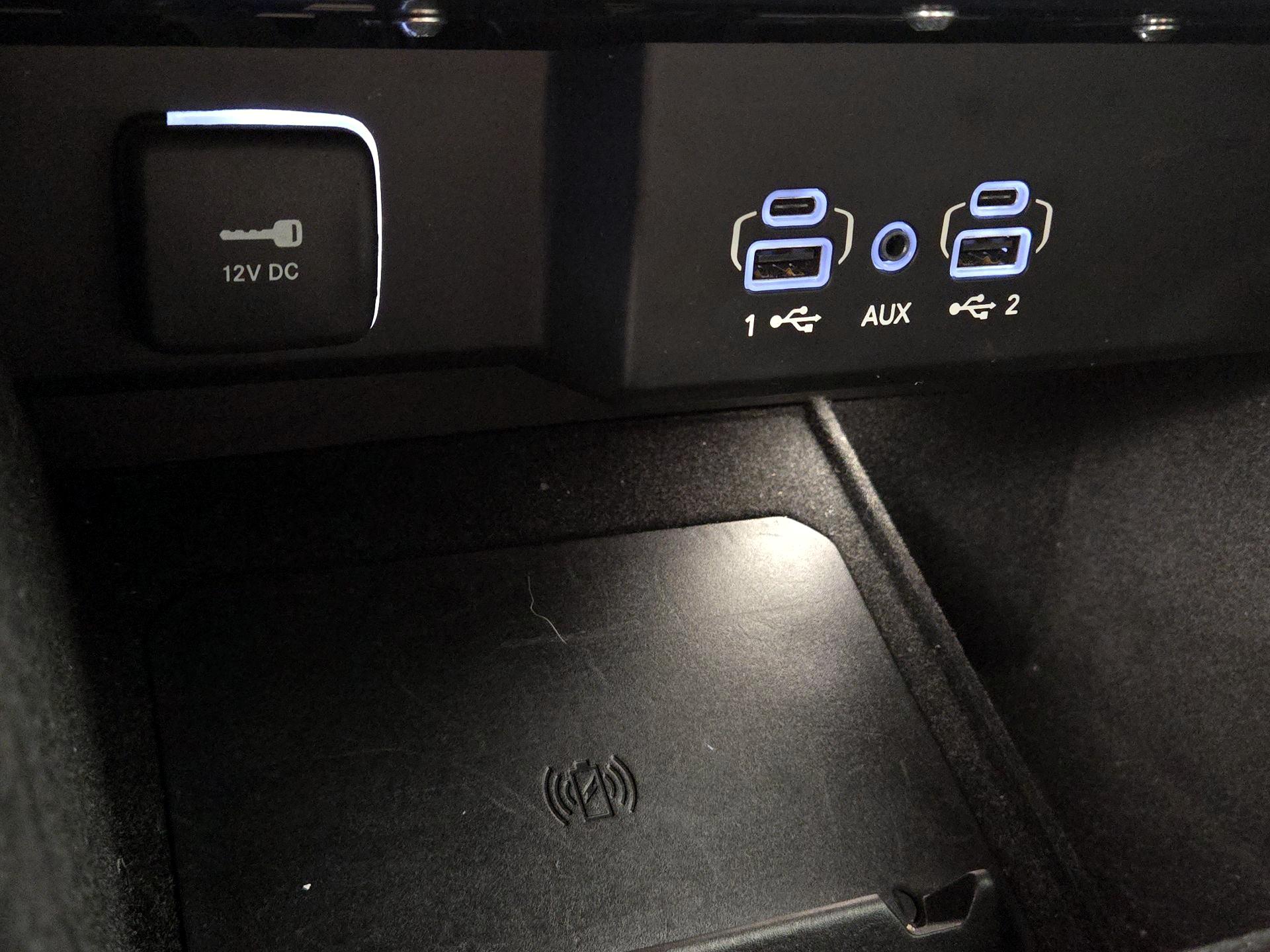 Thumbnail: 2023 Jeep Wagoneer - 19