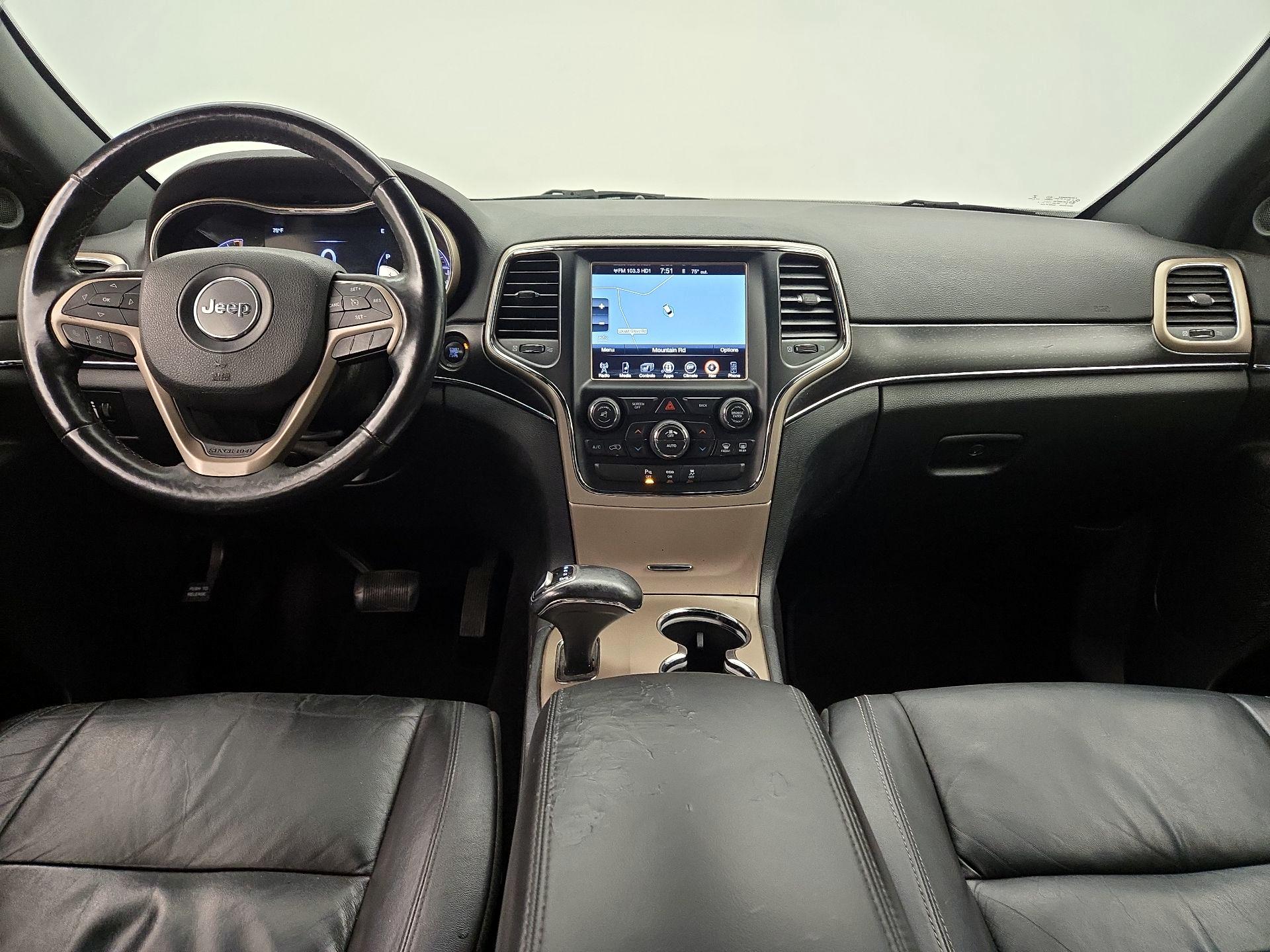 Thumbnail: 2015 Jeep Grand Cherokee - 9