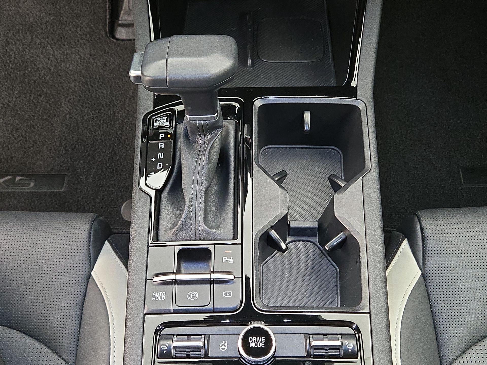 Thumbnail: 2025 Kia K5 - 17