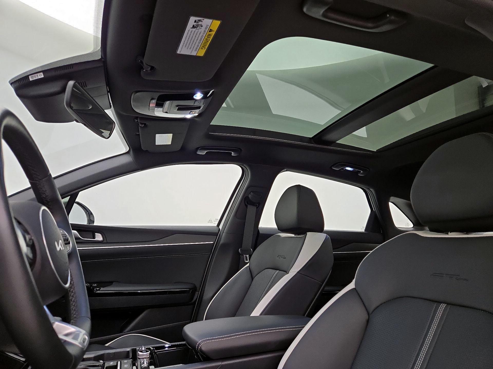 Thumbnail: 2025 Kia K5 - 19