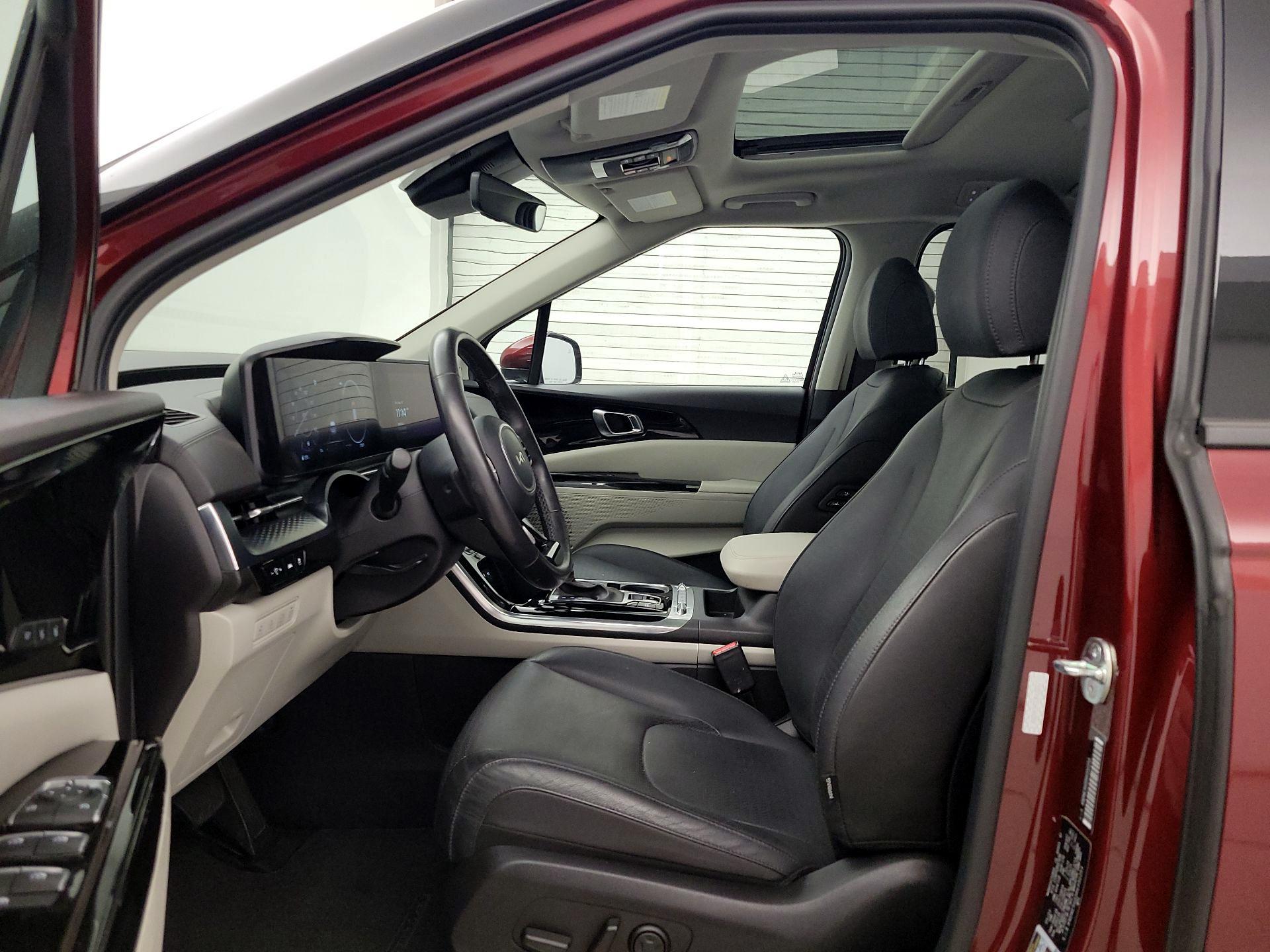 Thumbnail: 2024 Kia Carnival - 11