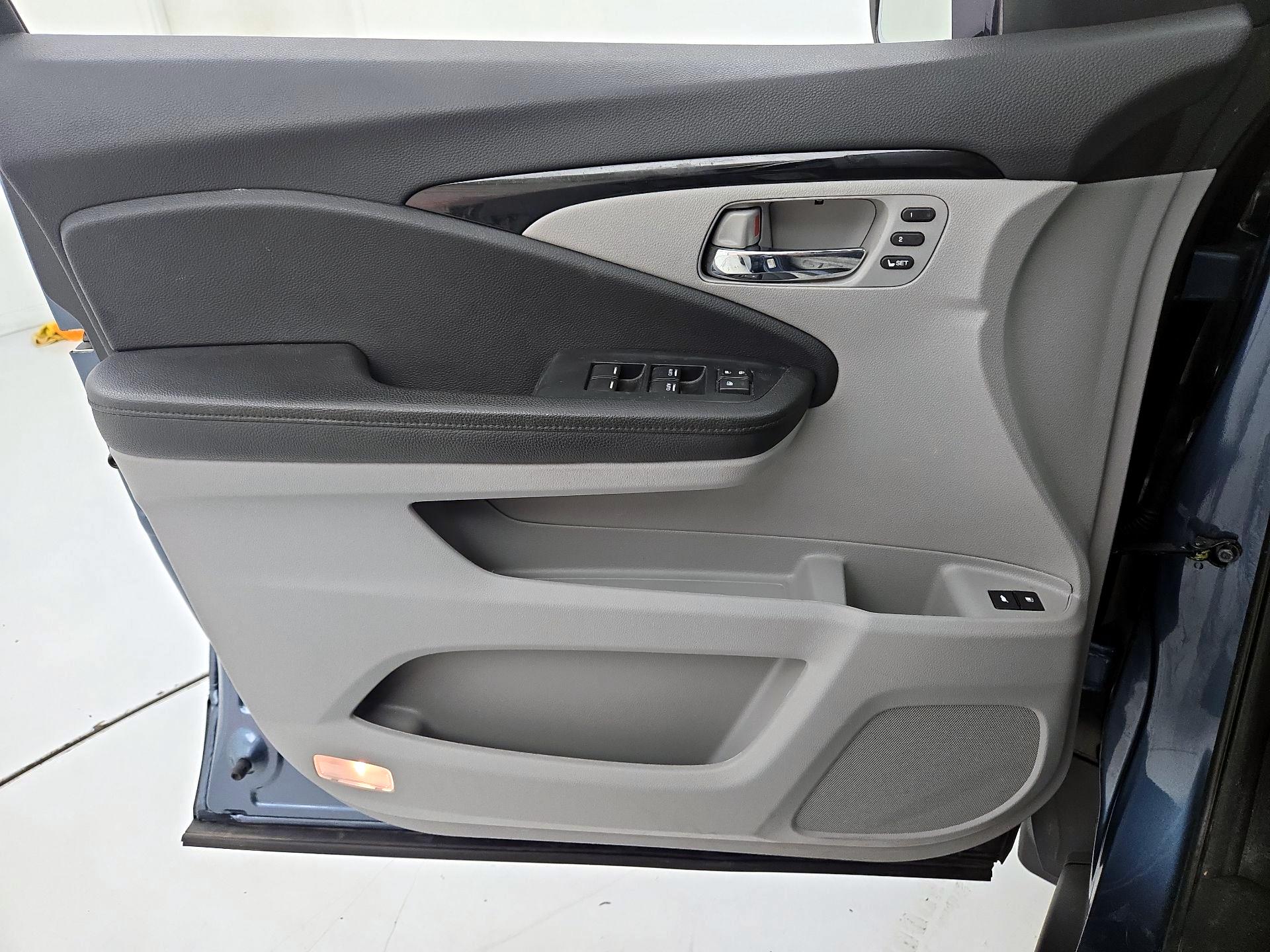 Thumbnail: 2022 Honda Pilot - 12