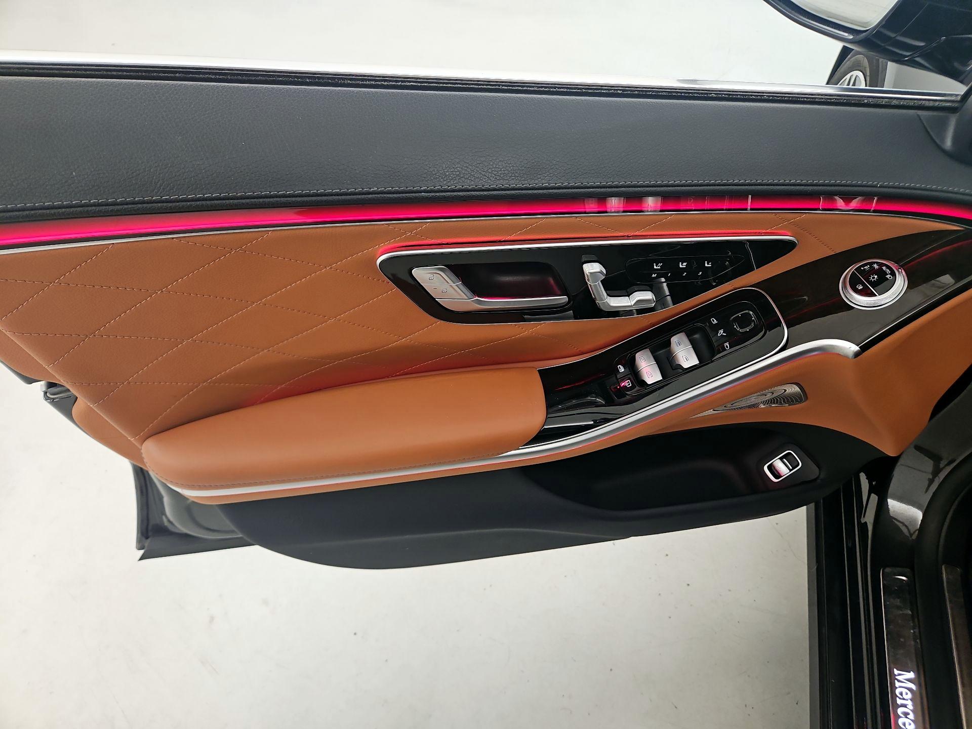 Thumbnail: 2021 Mercedes-Benz S-Class - 12