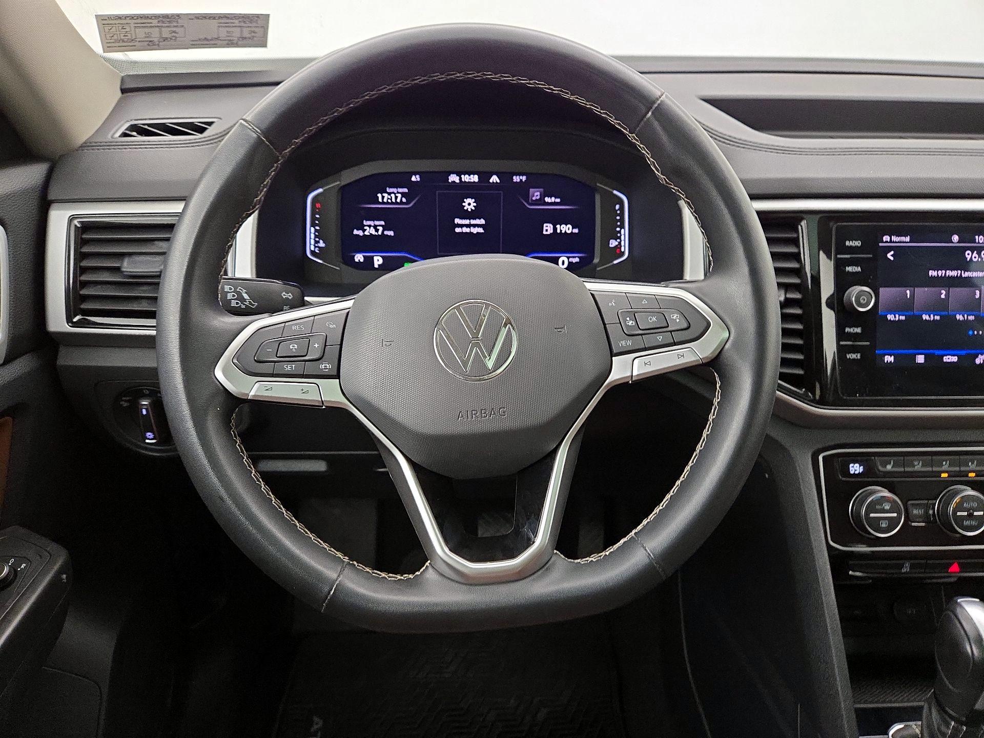 Thumbnail: 2022 Volkswagen Atlas - 10