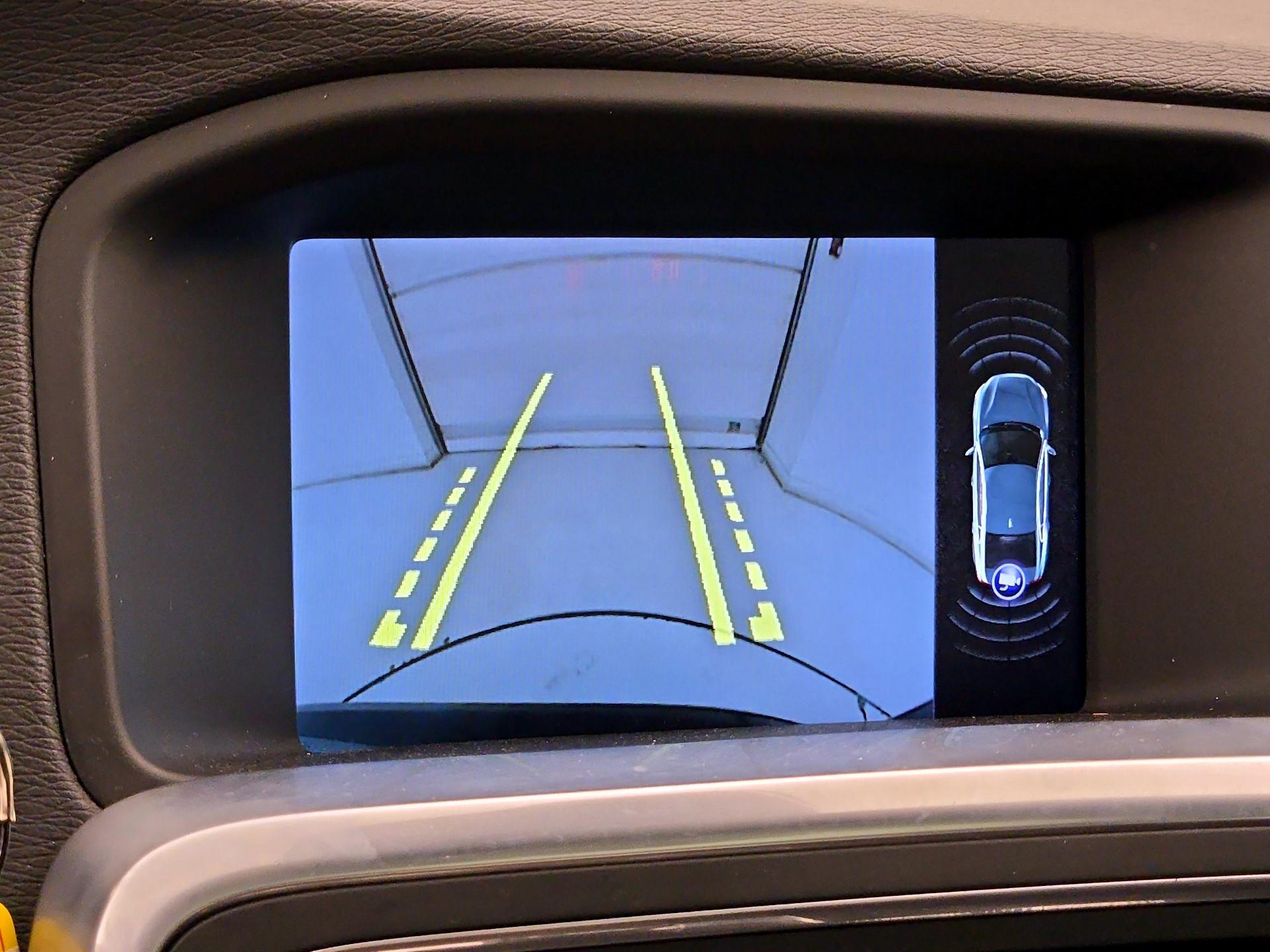 Thumbnail: 2015 Volvo S60 - 14