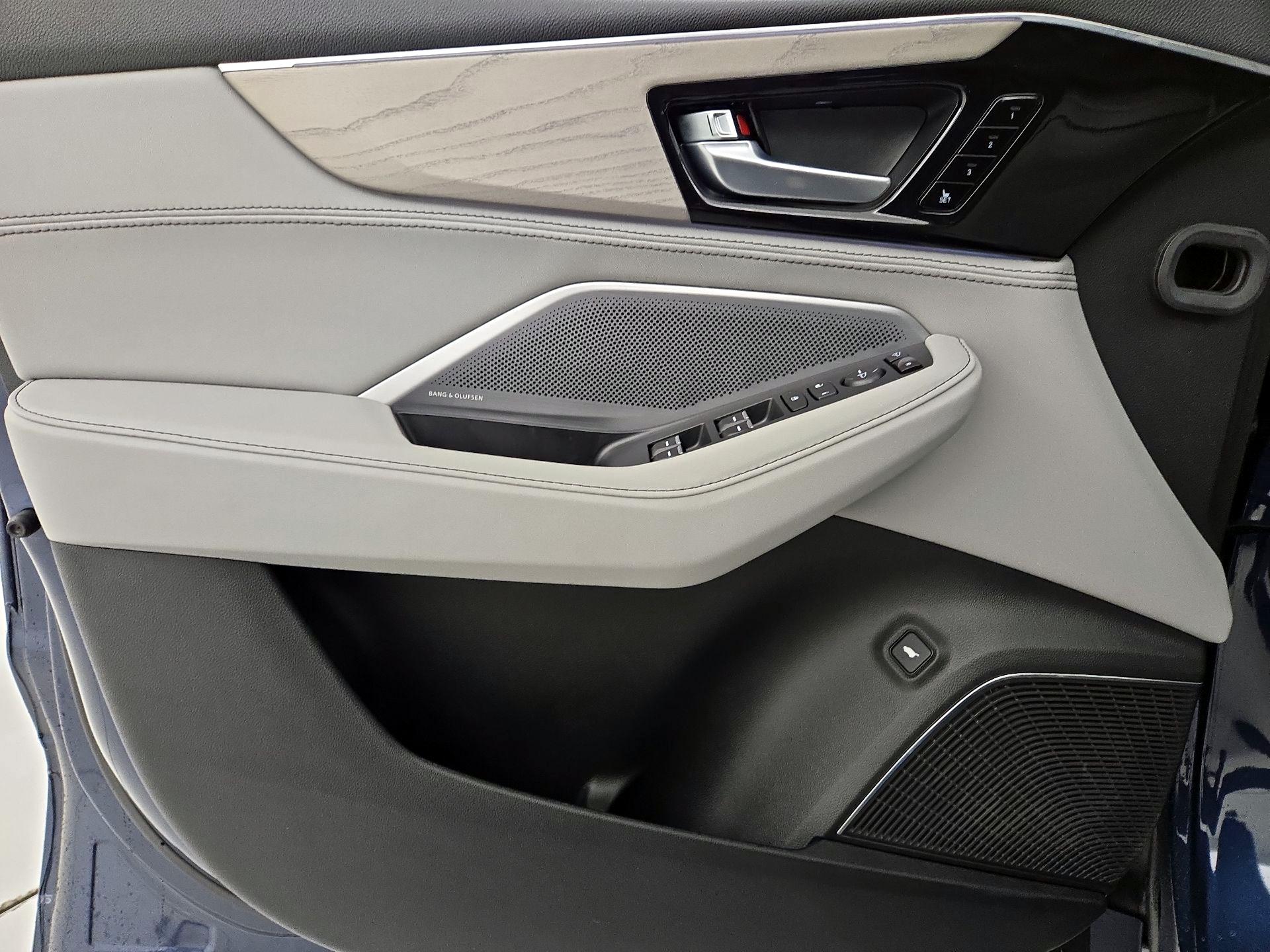 Thumbnail: 2026 Acura MDX - 12