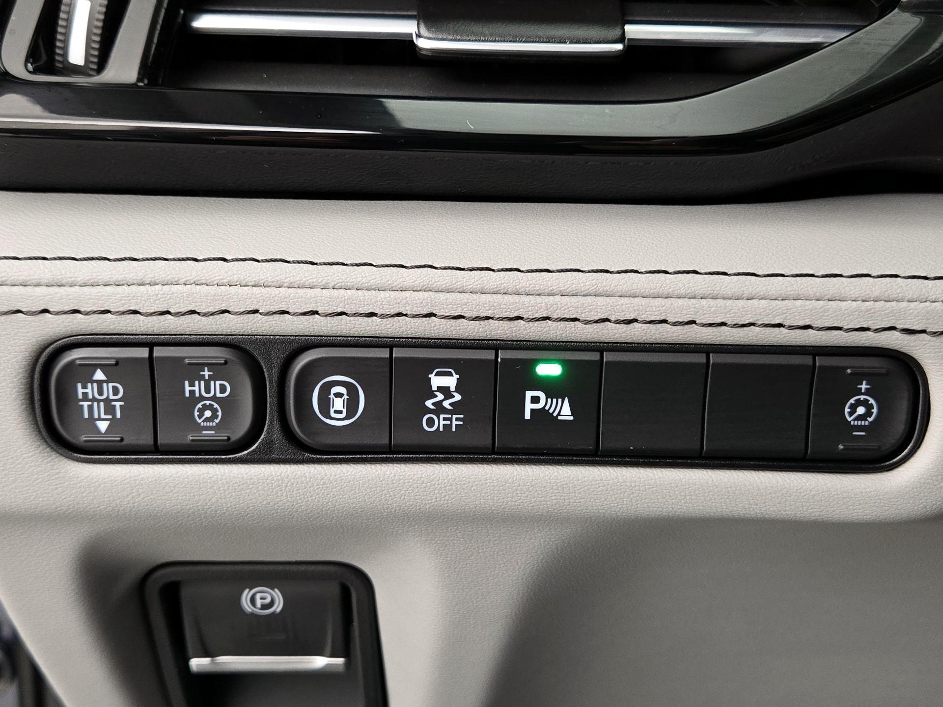 Thumbnail: 2026 Acura MDX - 13