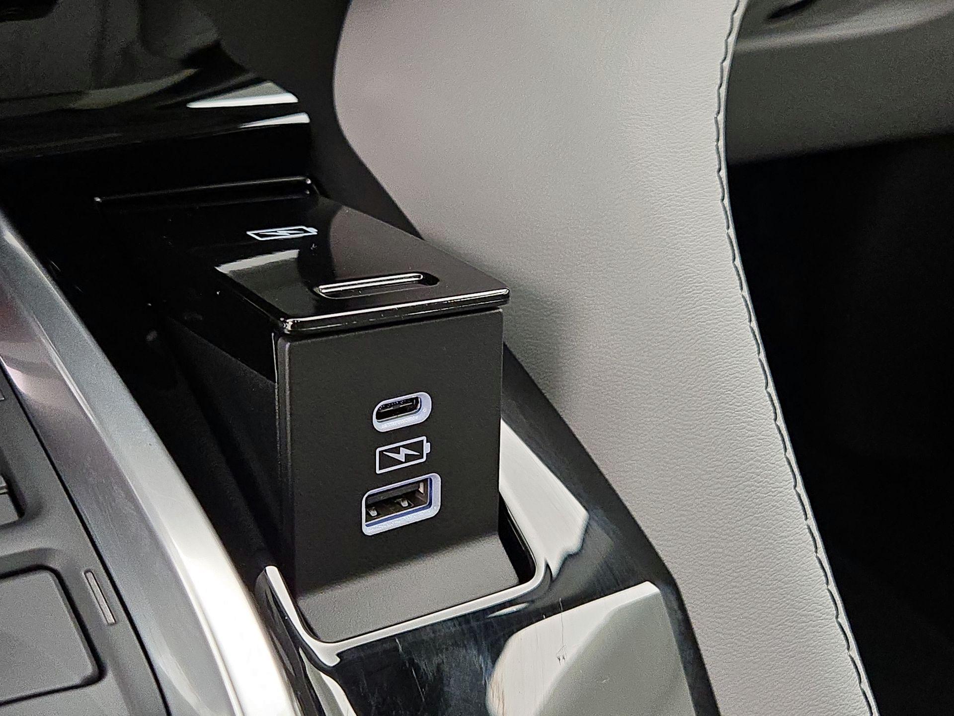 Thumbnail: 2026 Acura MDX - 19